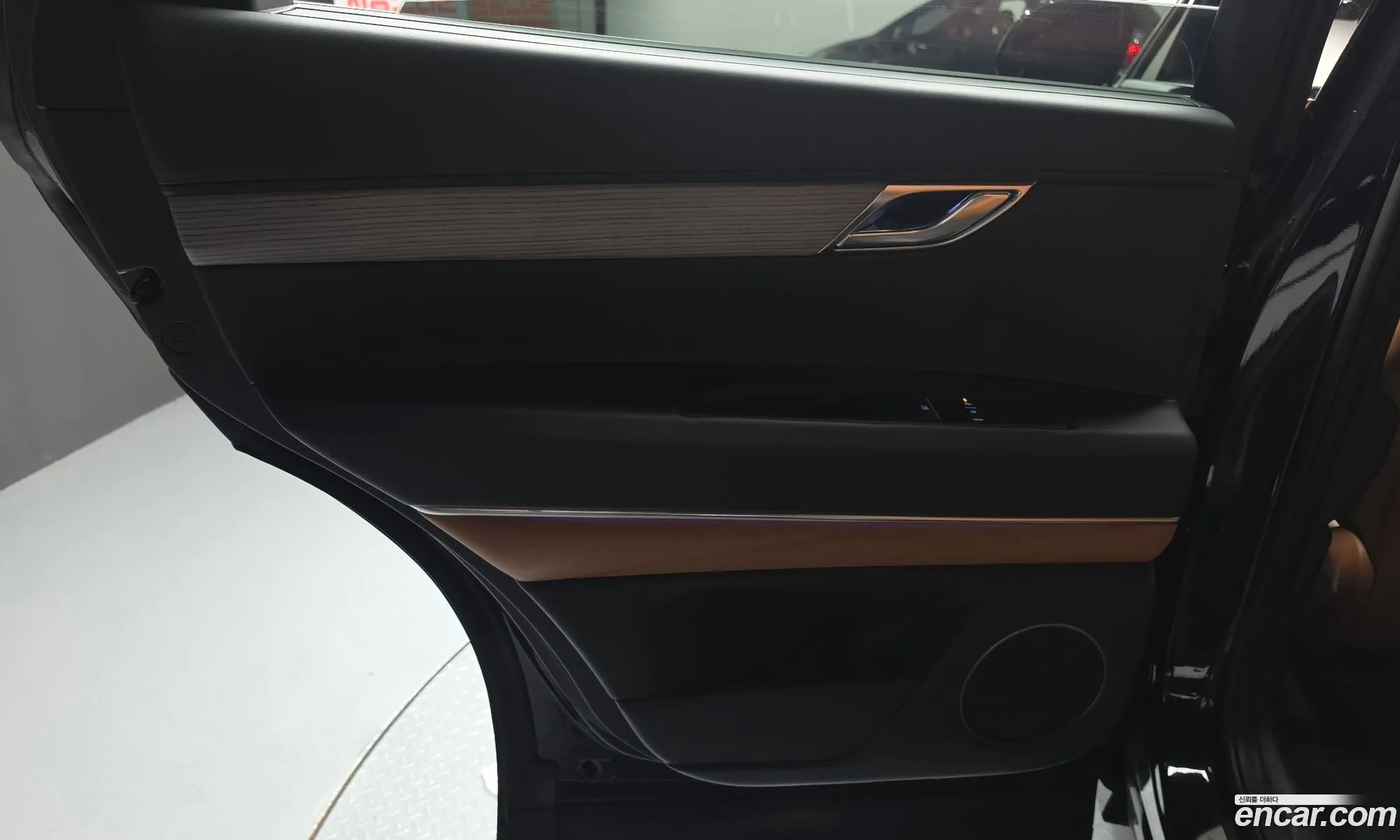 Genesis GV80 2023 — 23