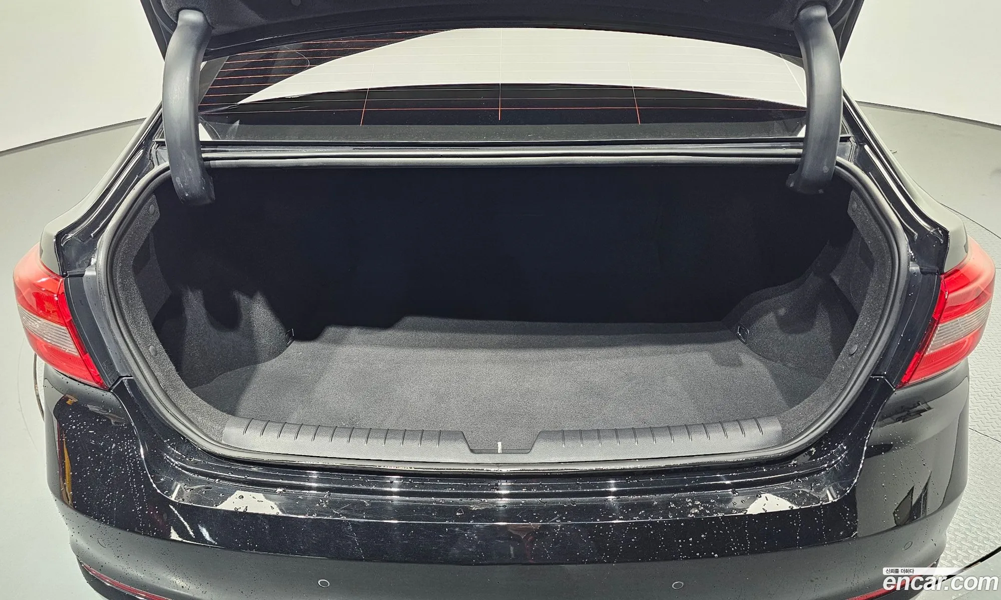 Hyundai LF Sonata 2014 — 13