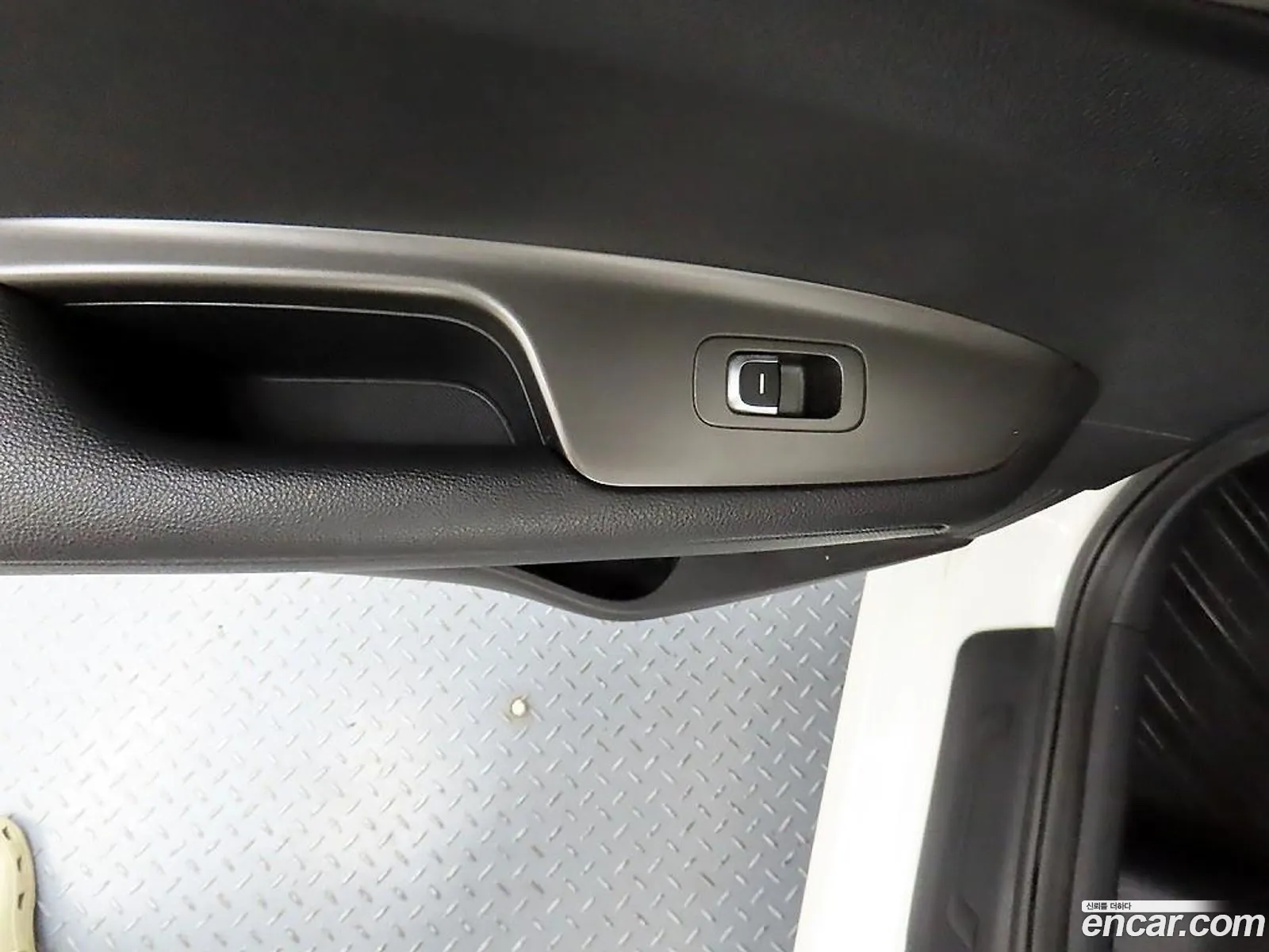 Kia K5 2019 — 16