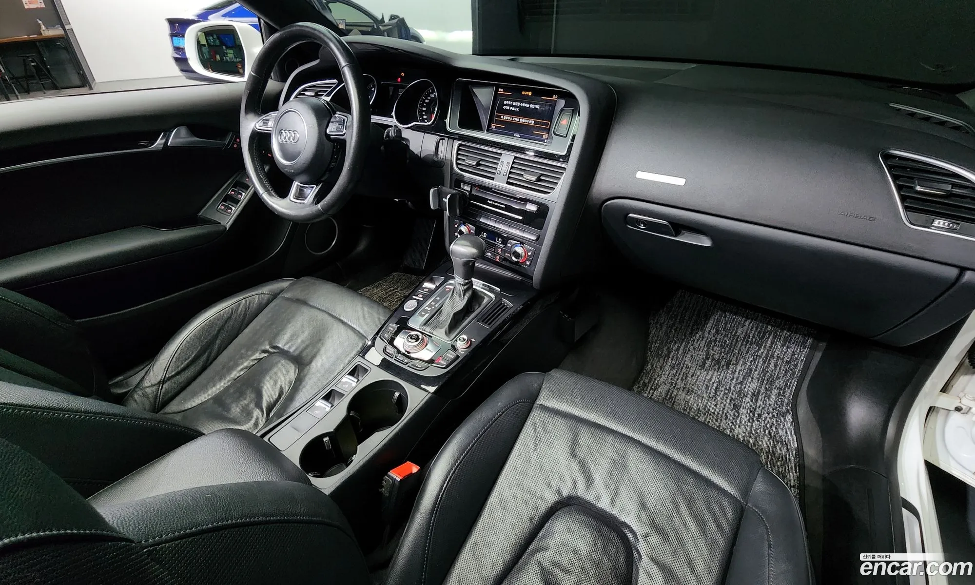 Audi A5 2015 WAUZZZ8F — 12