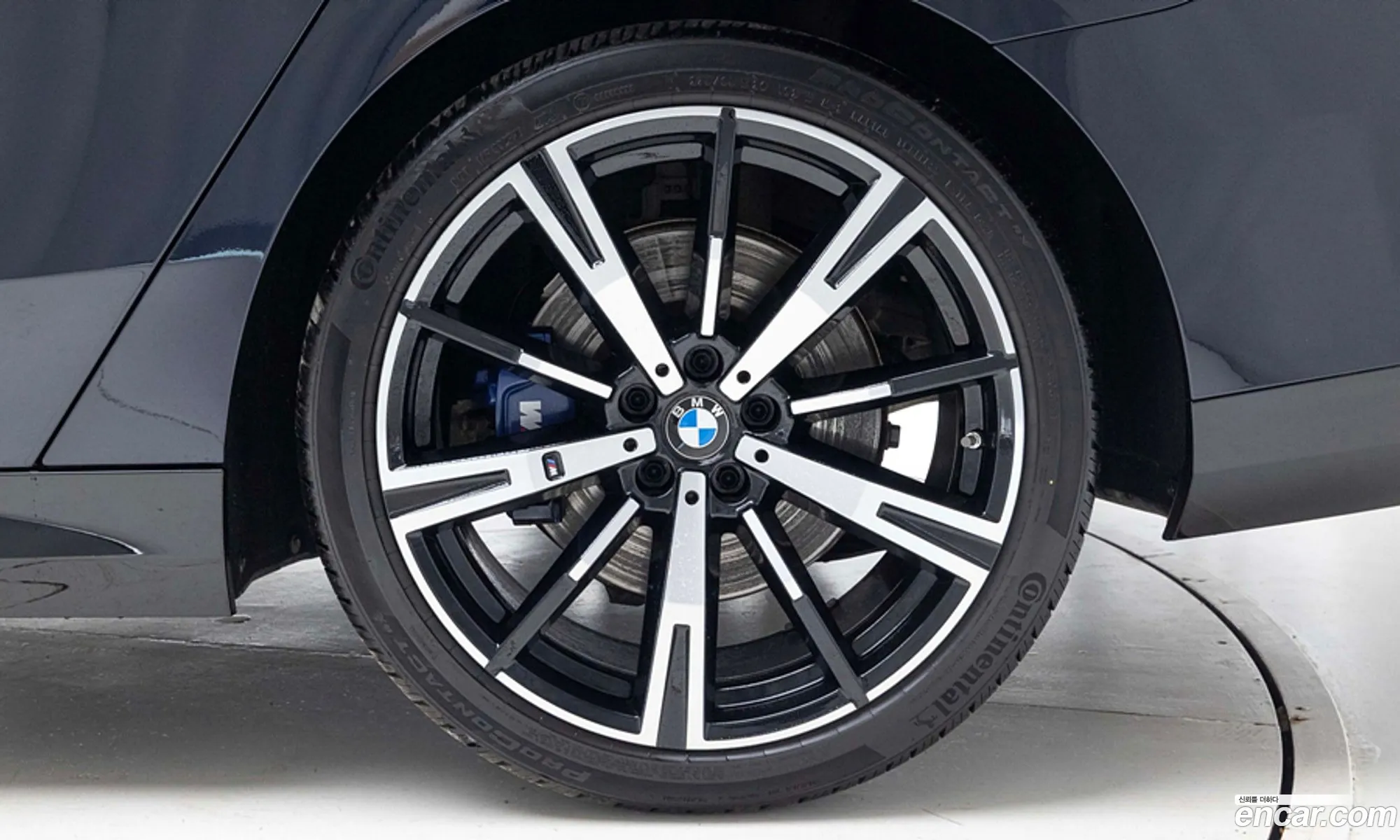 BMW 5 Series 2024 — 3
