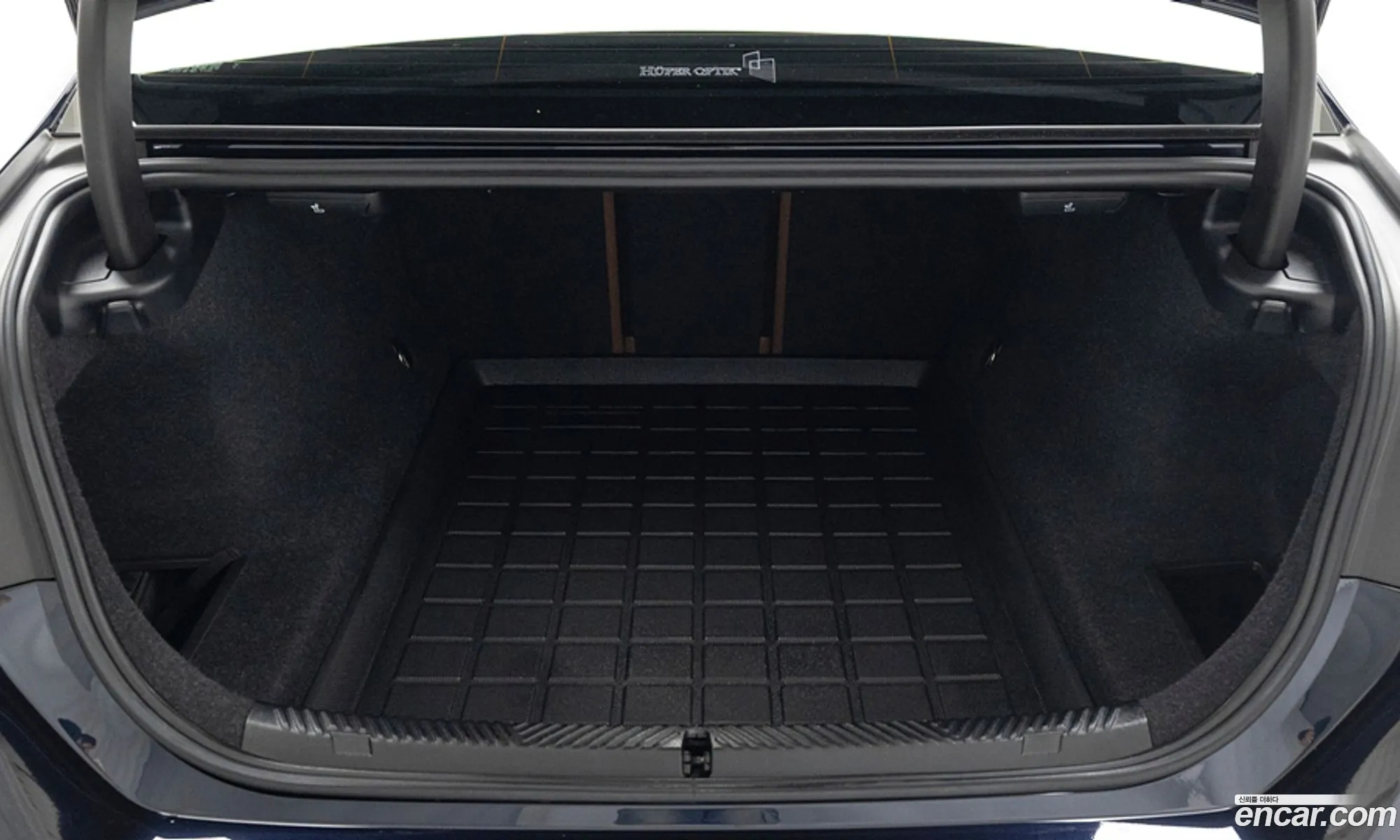 BMW 5 Series 2024 — 17