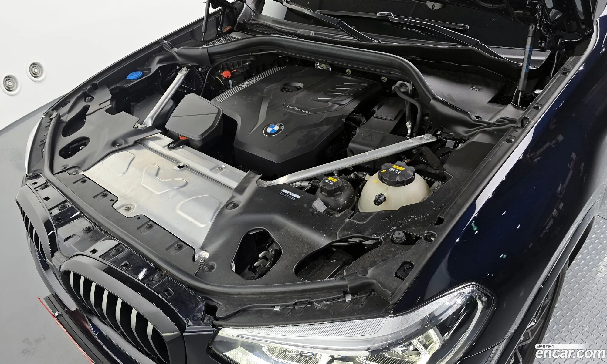 BMW X4 2021 WBA2V9100M9G90976 — 28