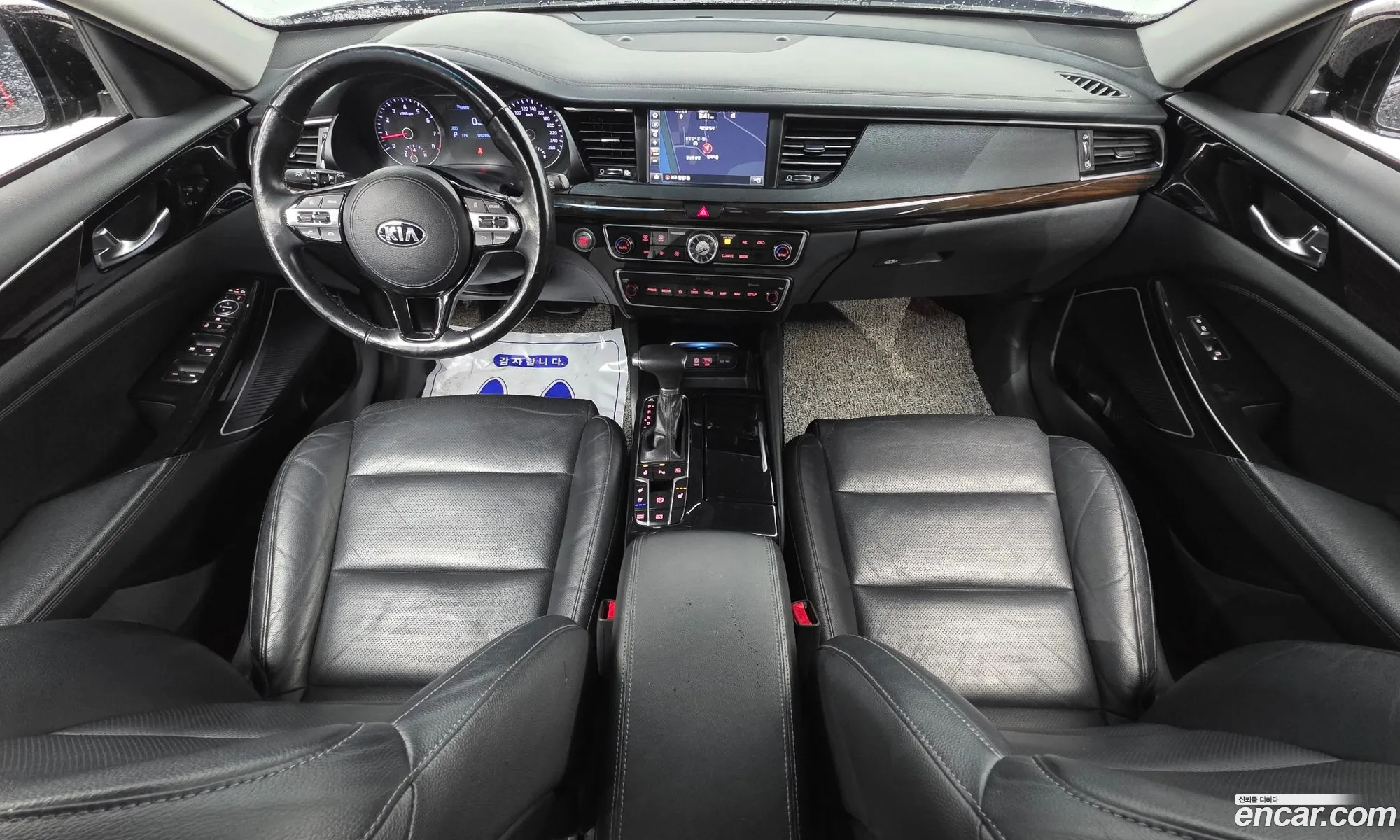 Kia K7 2018 — 12