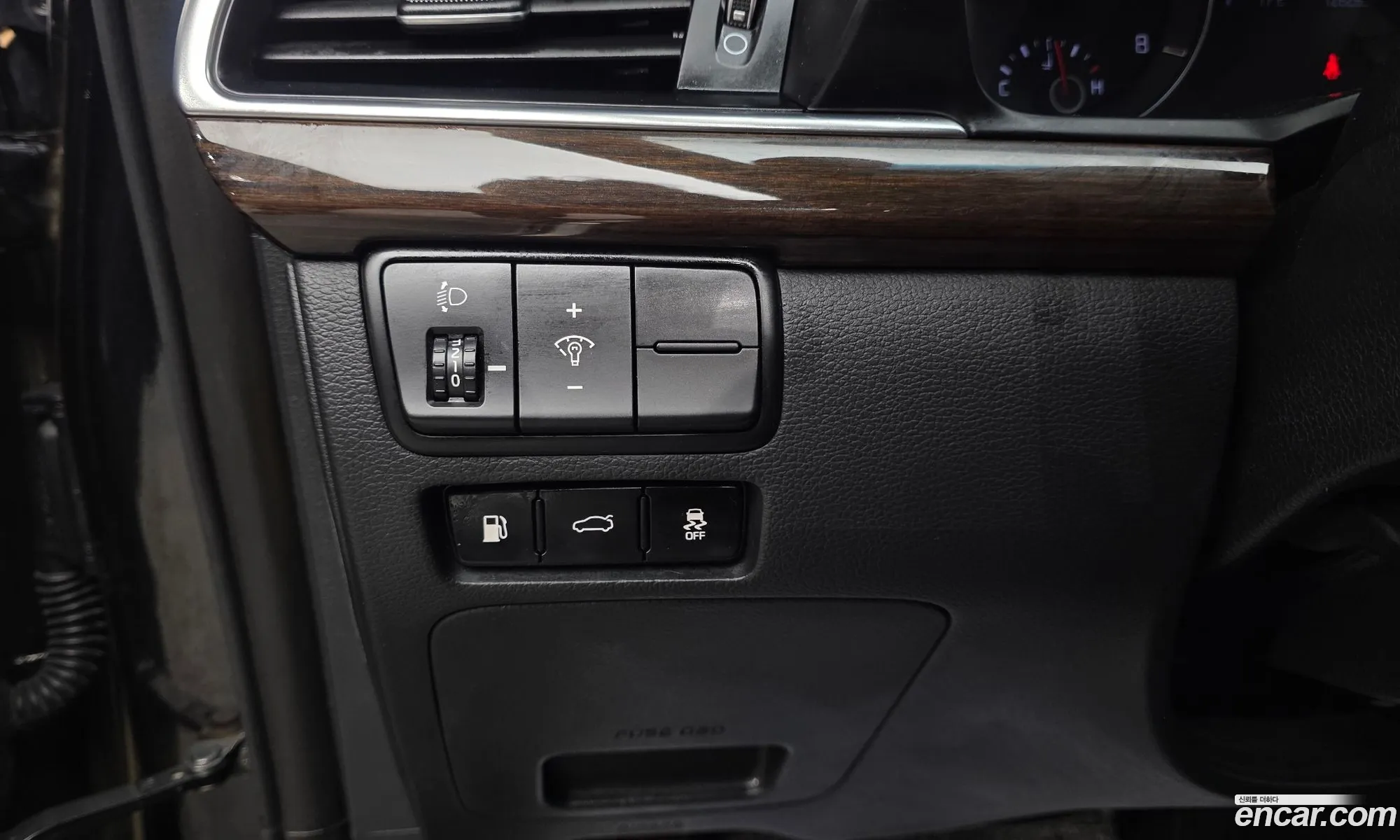 Kia K7 2018 — 6