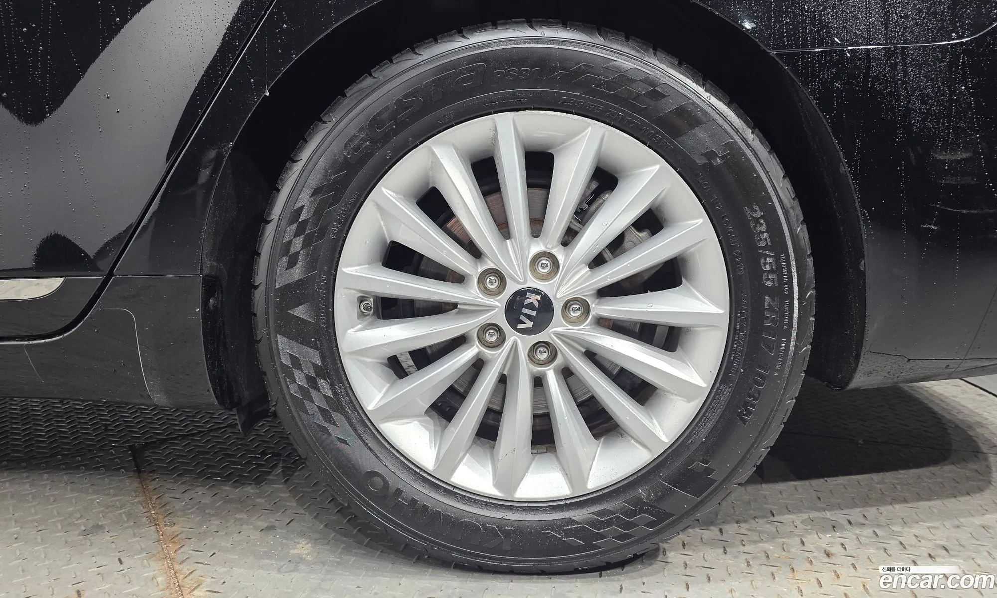 Kia K7 2018 — 16