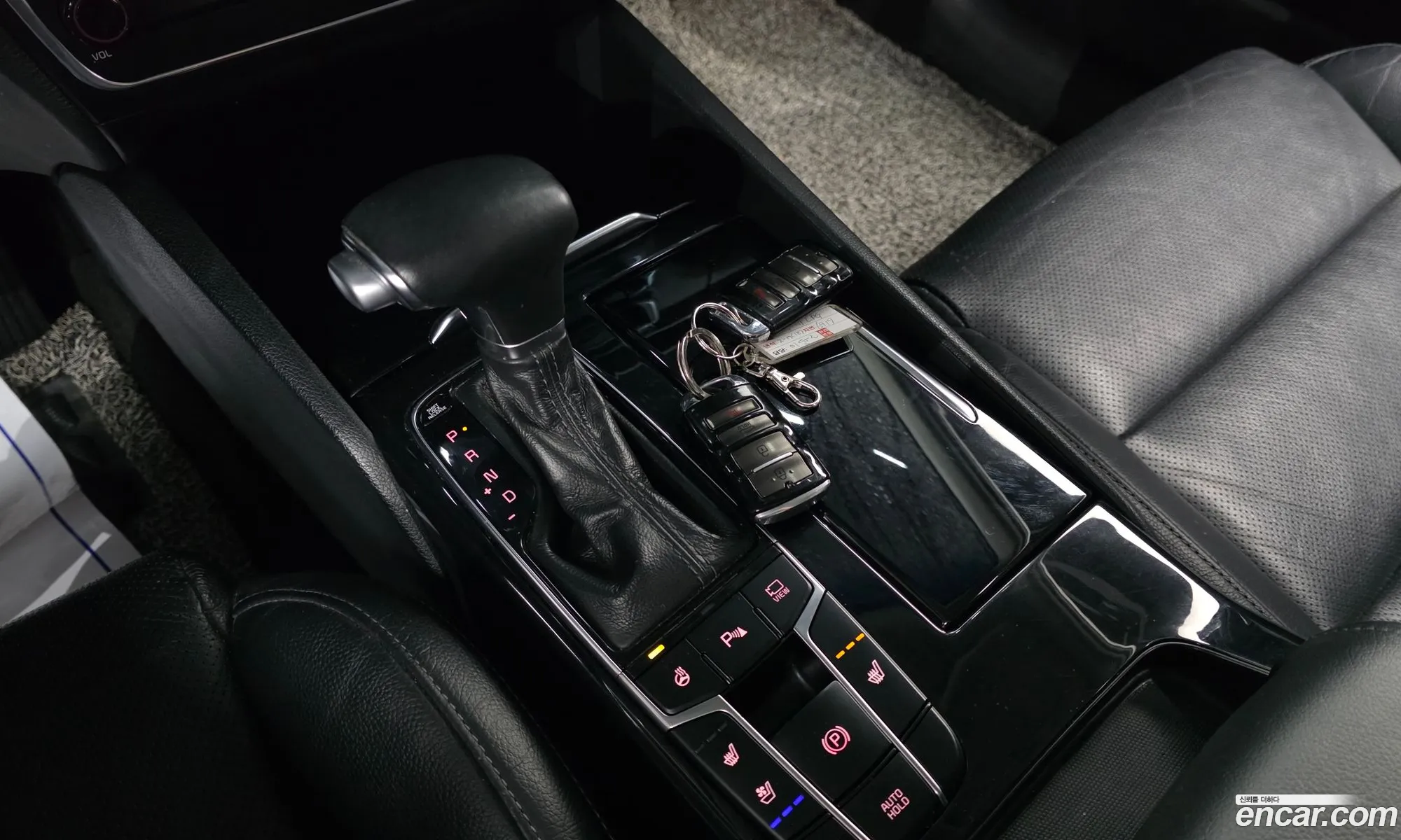 Kia K7 2018 — 11