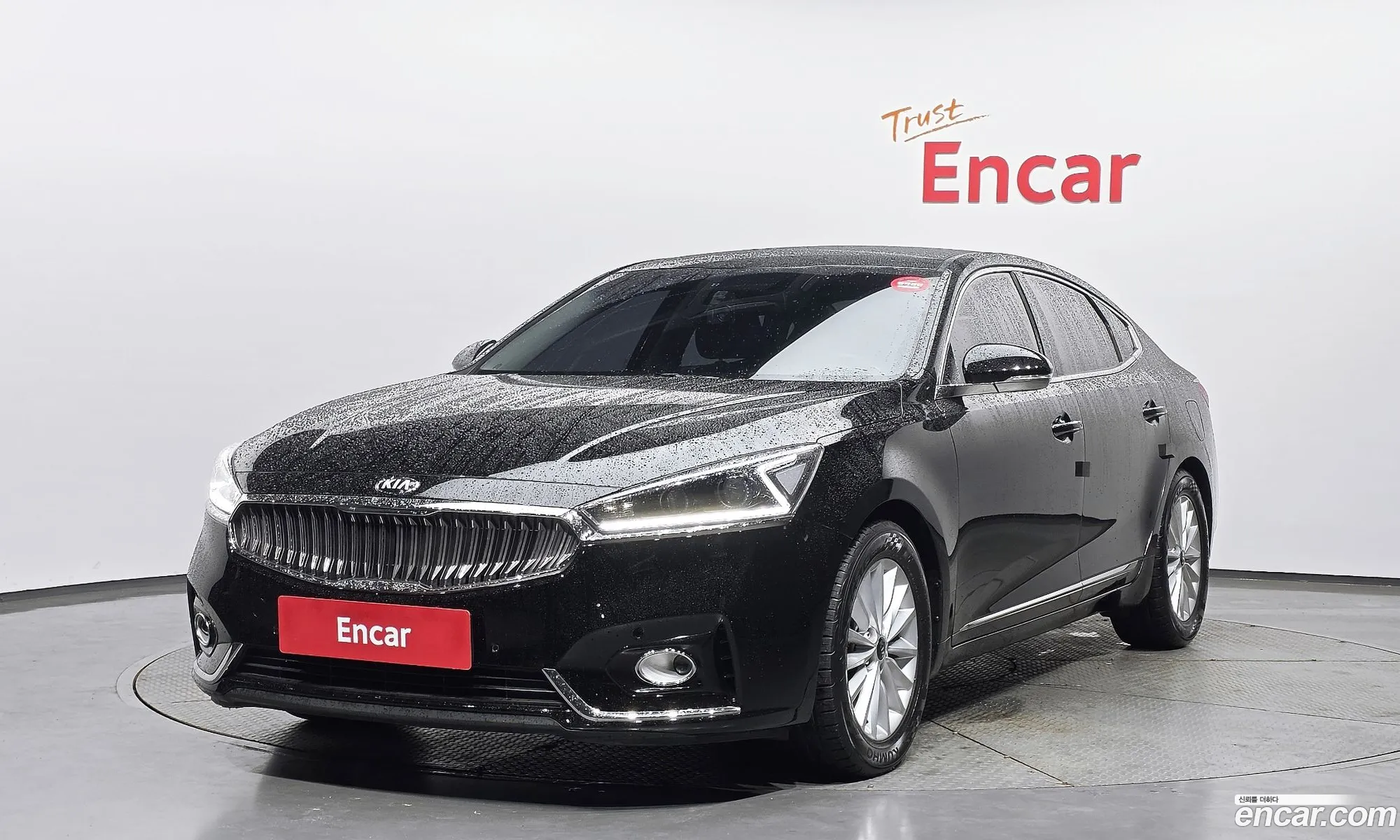 Kia K7 2018 — 26