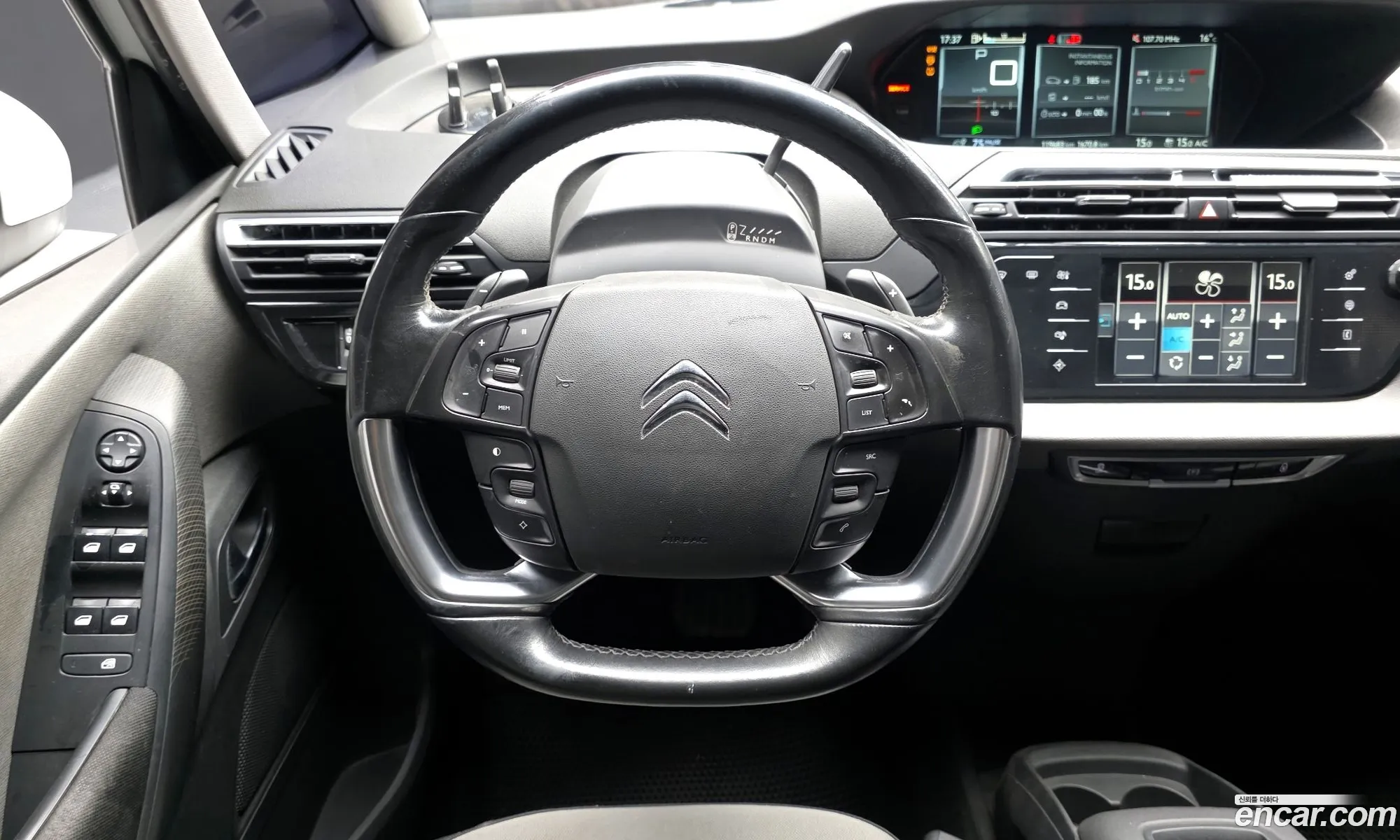 Citroen/DS Grand C4 Picasso 2016 VF73ABHZTHJ509233 — 17