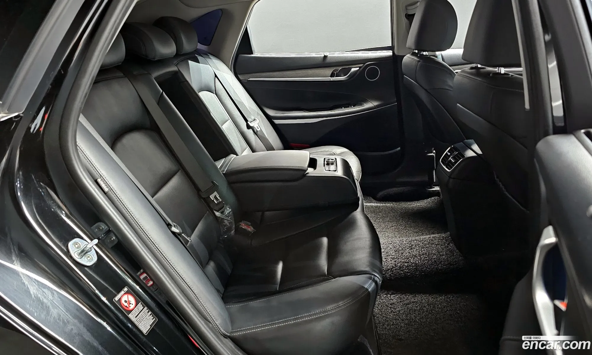 Hyundai Grandeur IG 2017 — 28