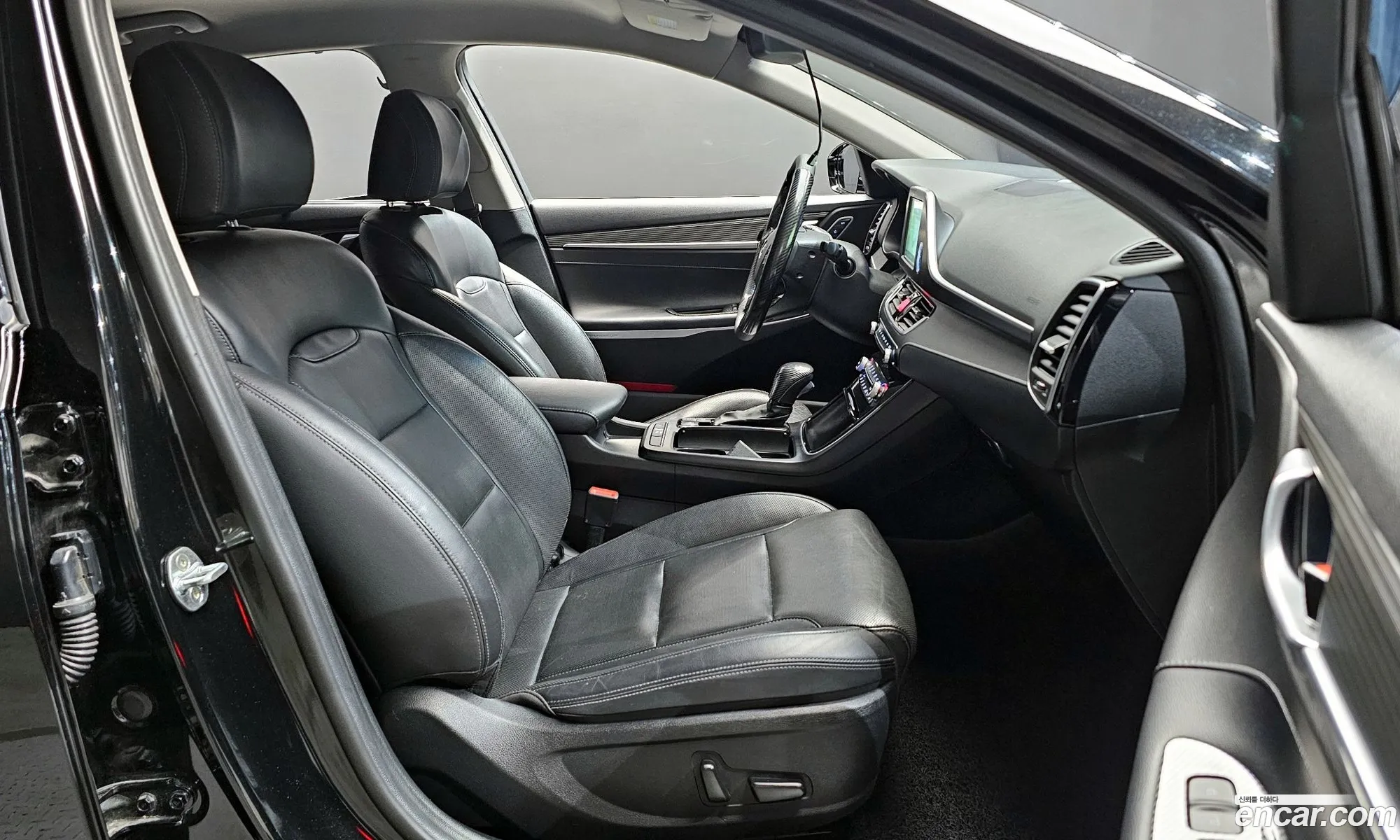 Hyundai Grandeur IG 2017 — 21