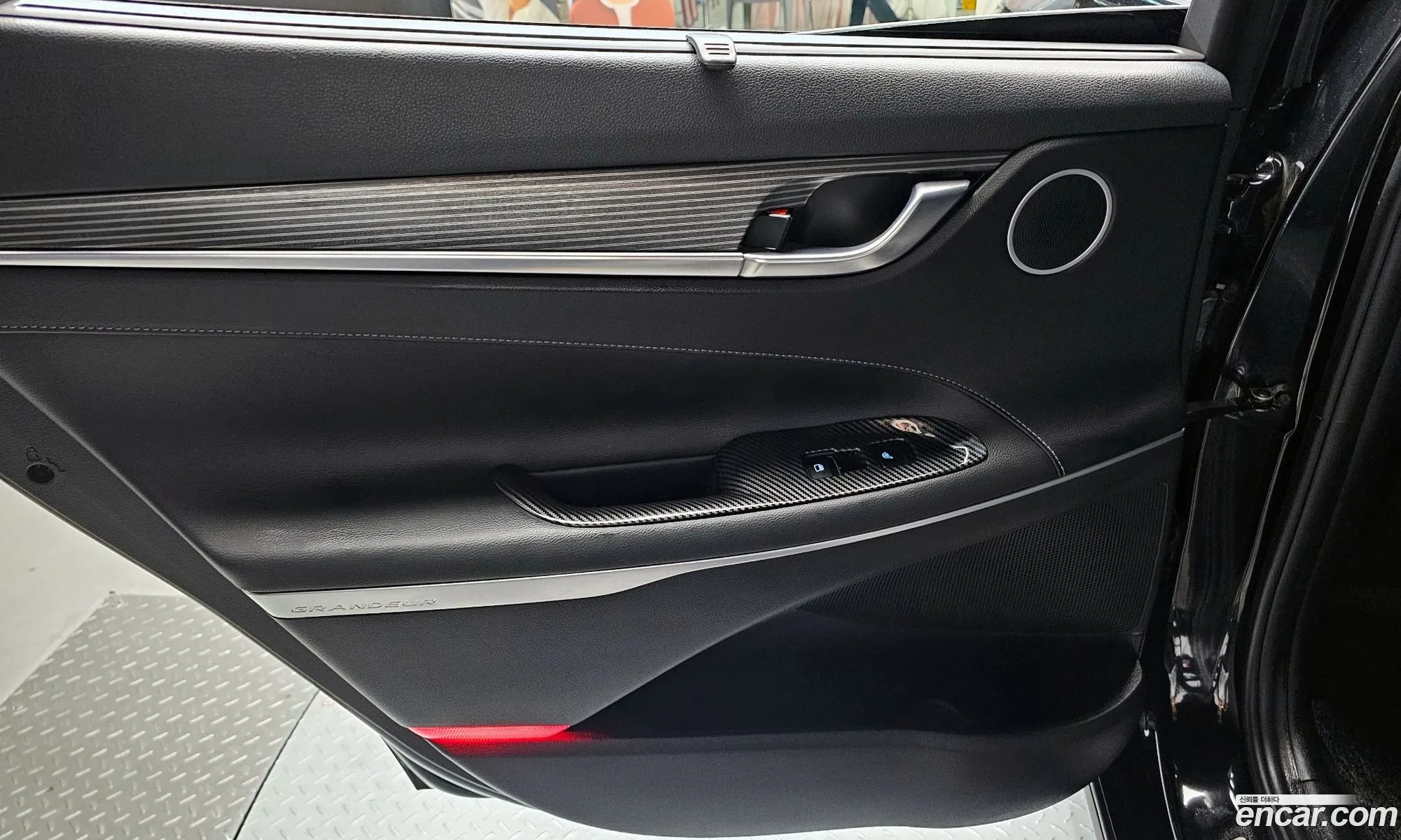 Hyundai Grandeur IG 2017 — 18