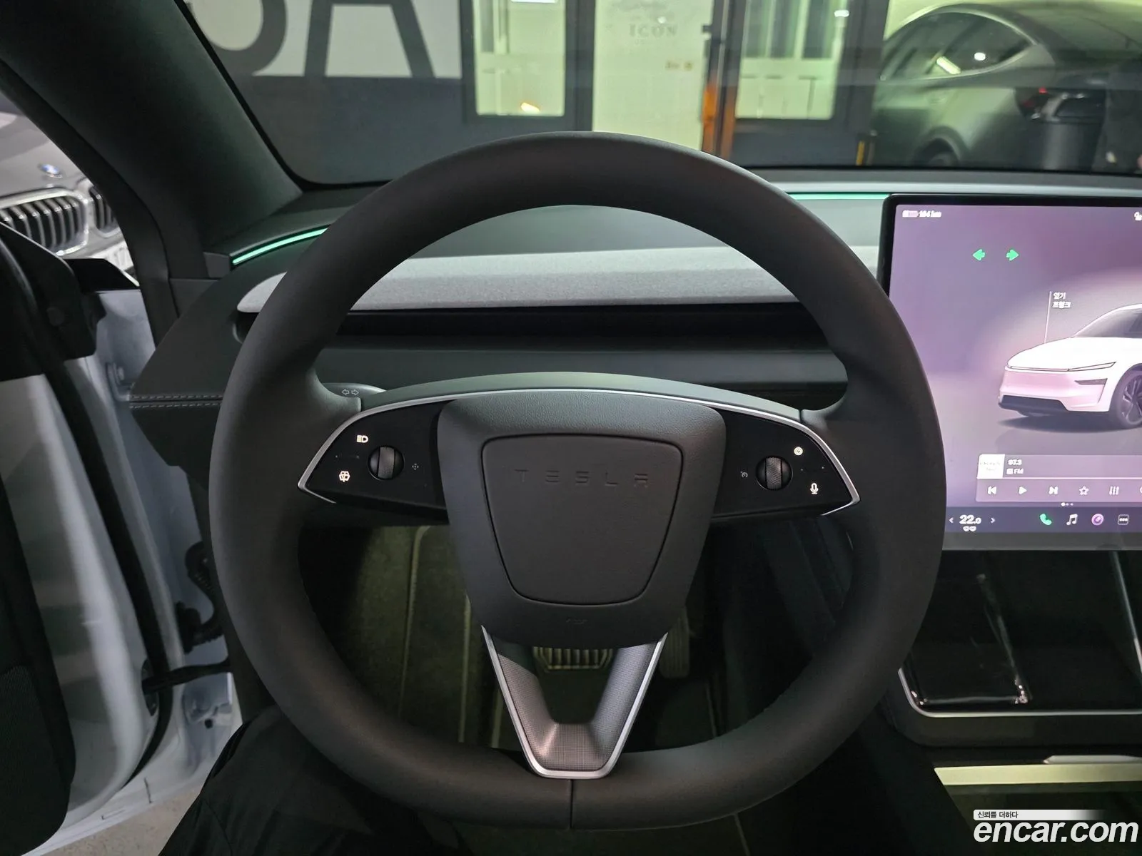 Tesla Model Y 2026 — 19