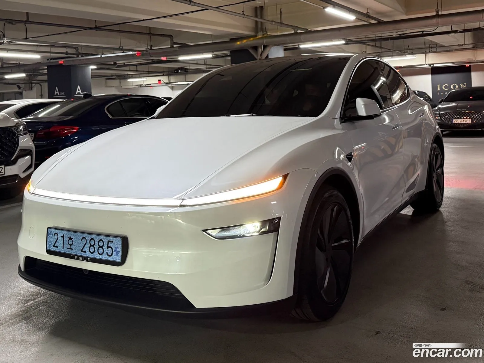 Tesla Model Y 2026 — 9