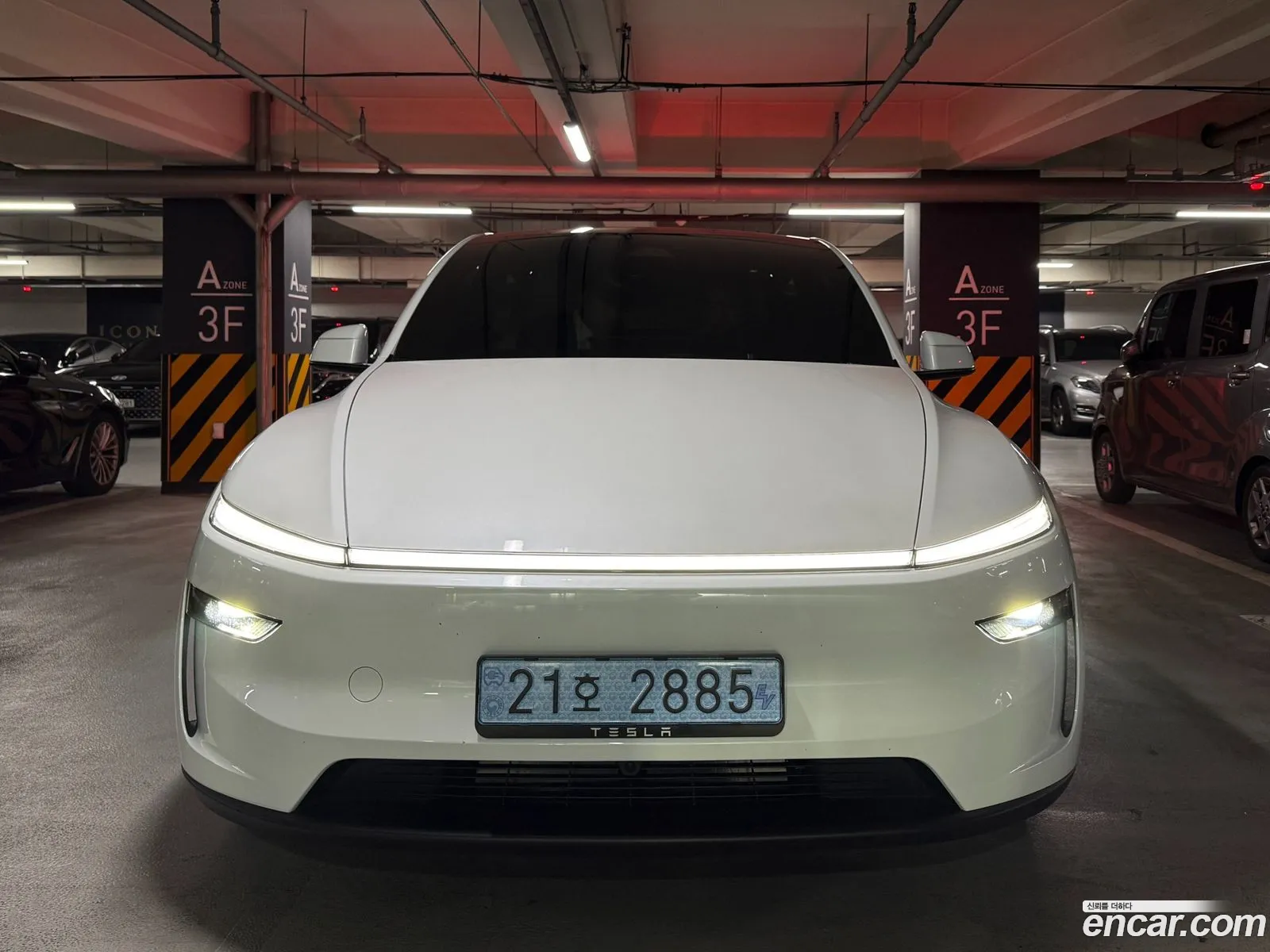 Tesla Model Y 2026 — 20