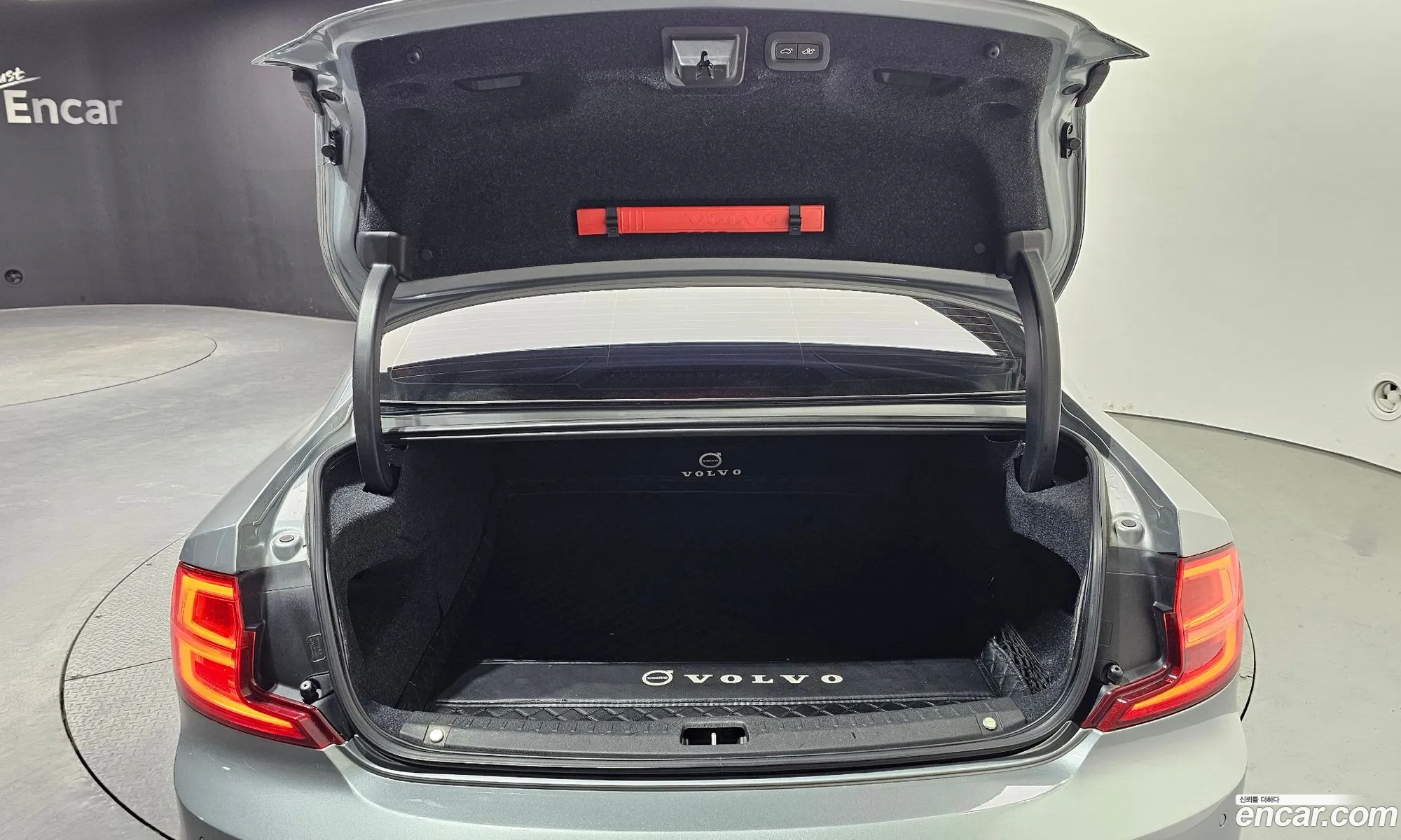 Volvo S90 2017 YV1PS68BCH1004306 — 13
