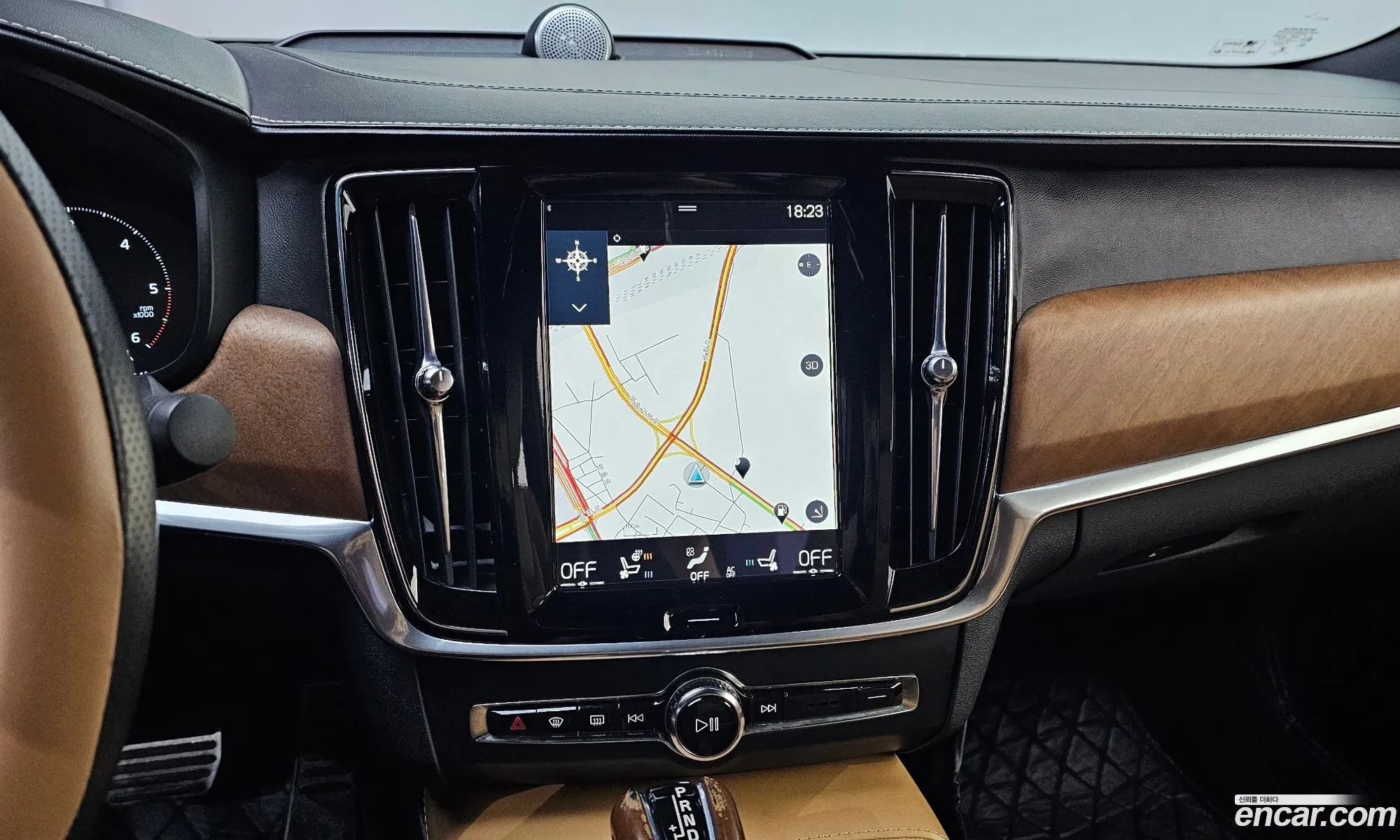 Volvo S90 2017 YV1PS68BCH1004306 — 17