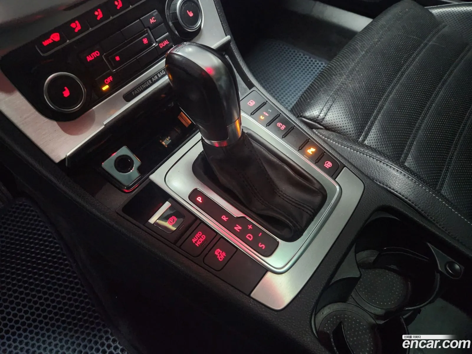 Volkswagen CC 2011 — 8