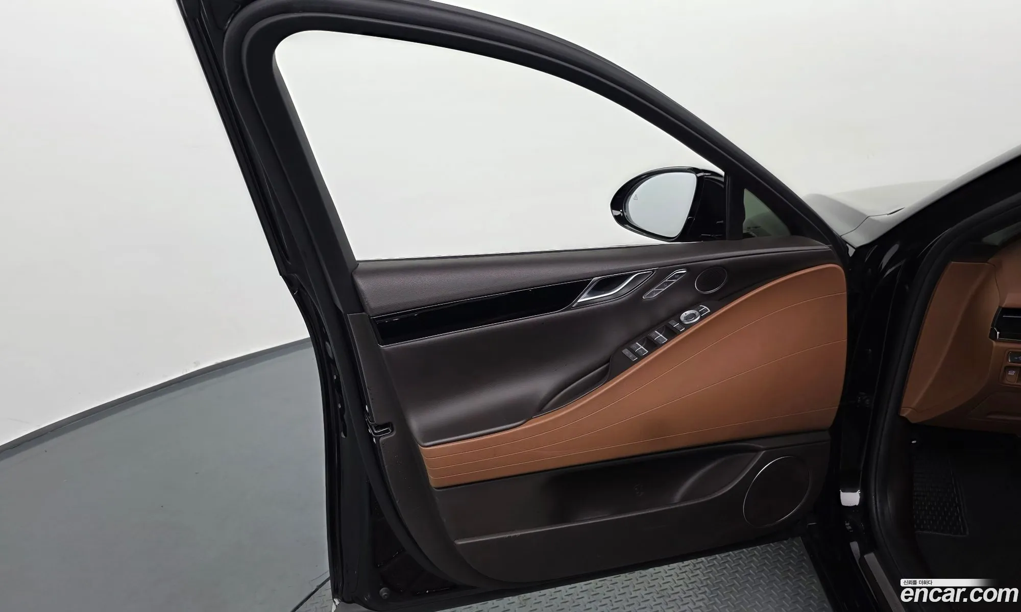 Genesis G80 2023 — 25