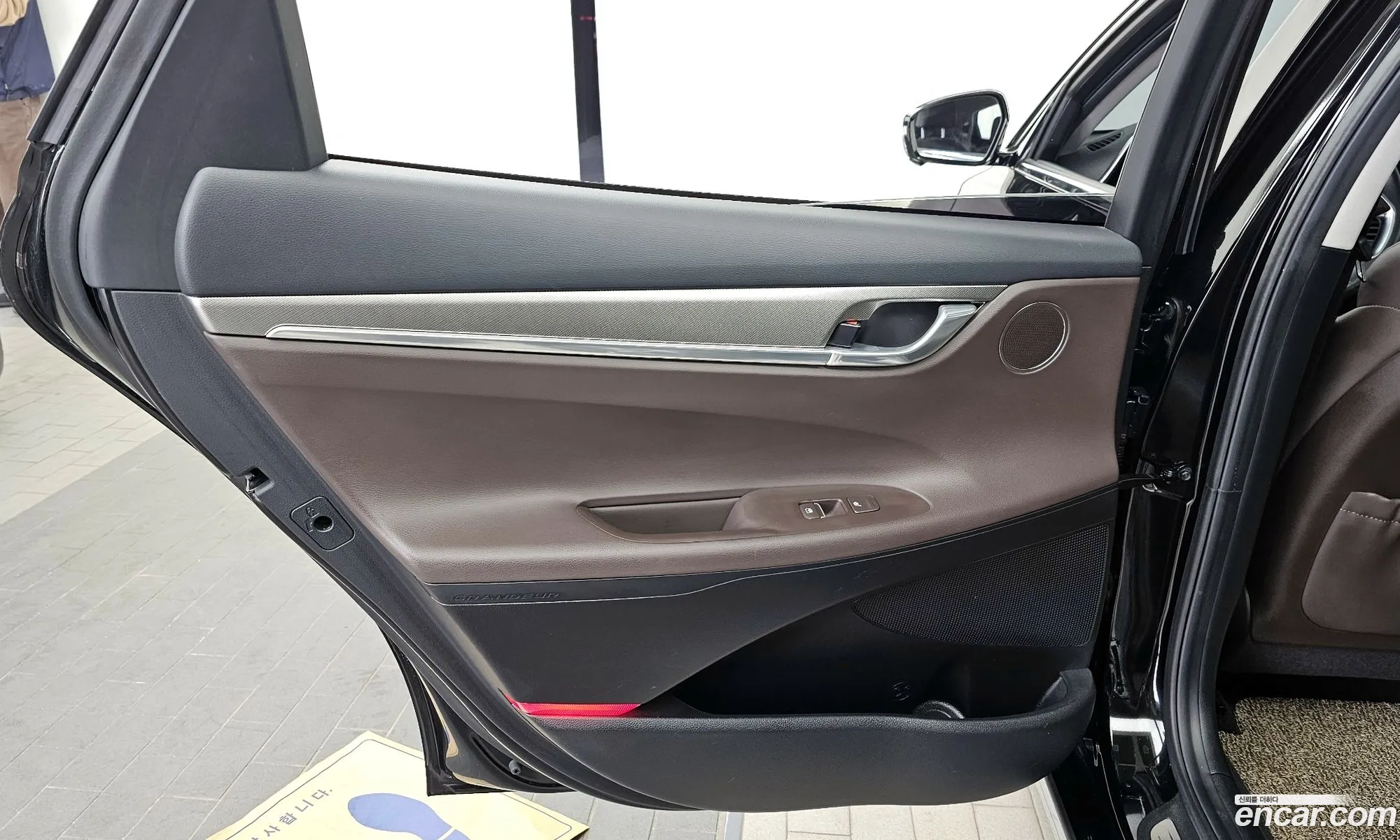 Hyundai Grandeur IG 2020 — 27