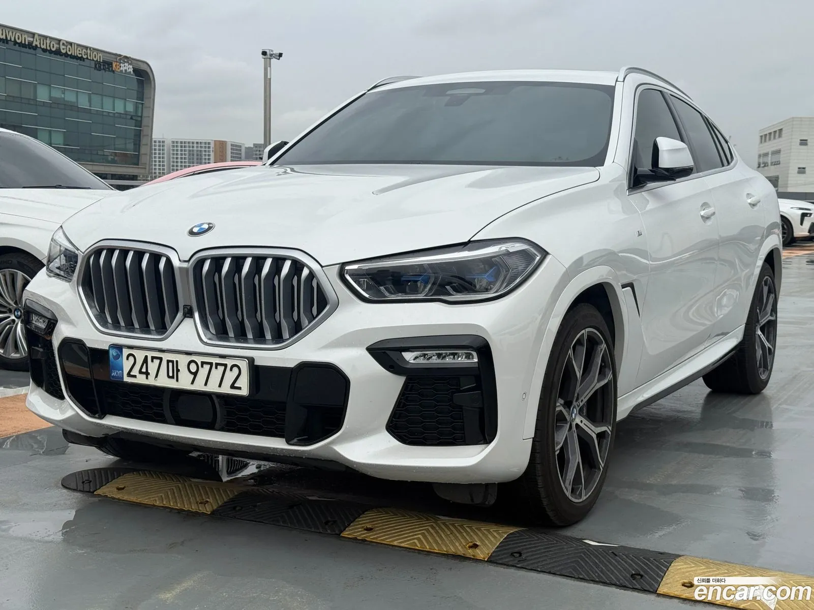 BMW X6 2021 — 11