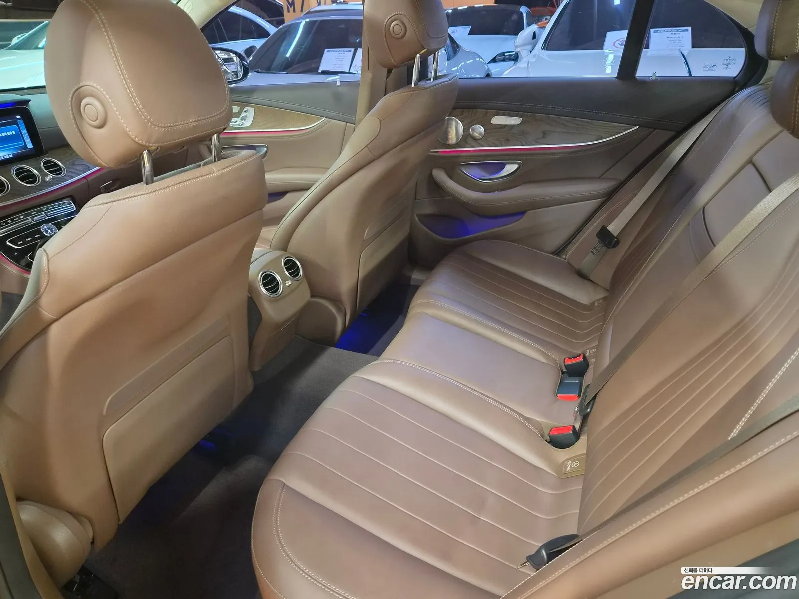 Mercedes-Benz E-Class W213 2018 — 15