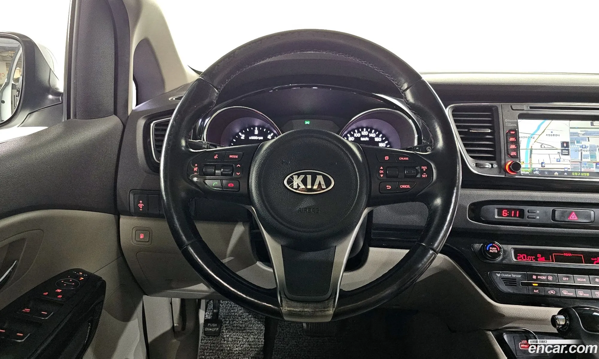 Kia Carnival 2016 — 13
