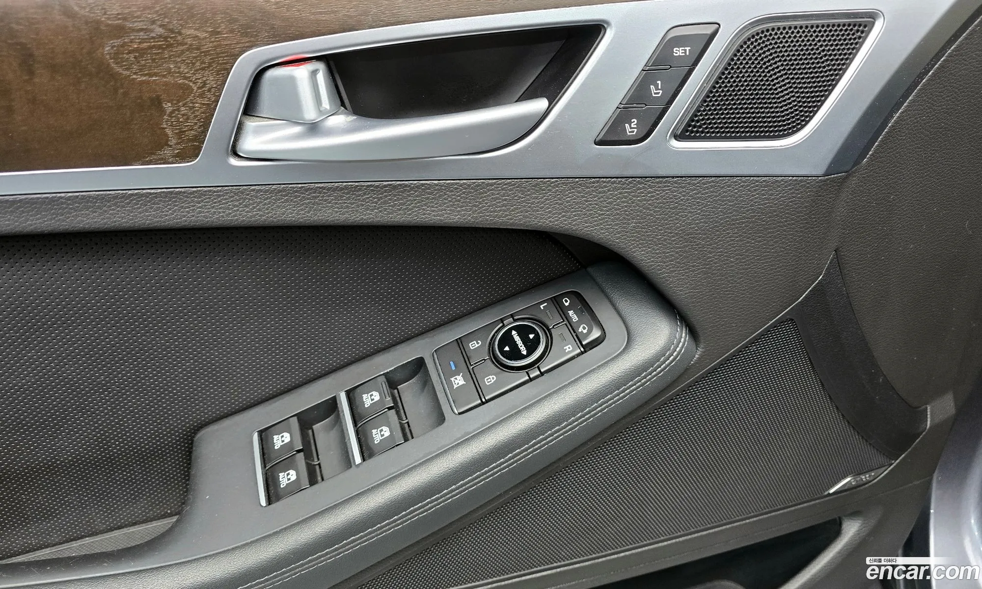 Hyundai Genesis DH 2015 — 20