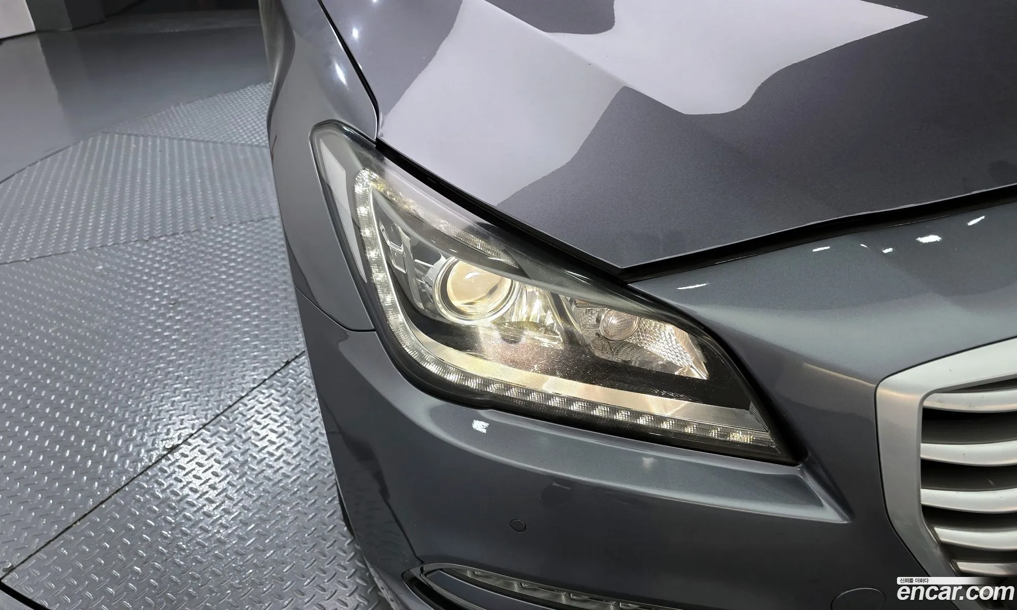 Hyundai Genesis DH 2015 — 32