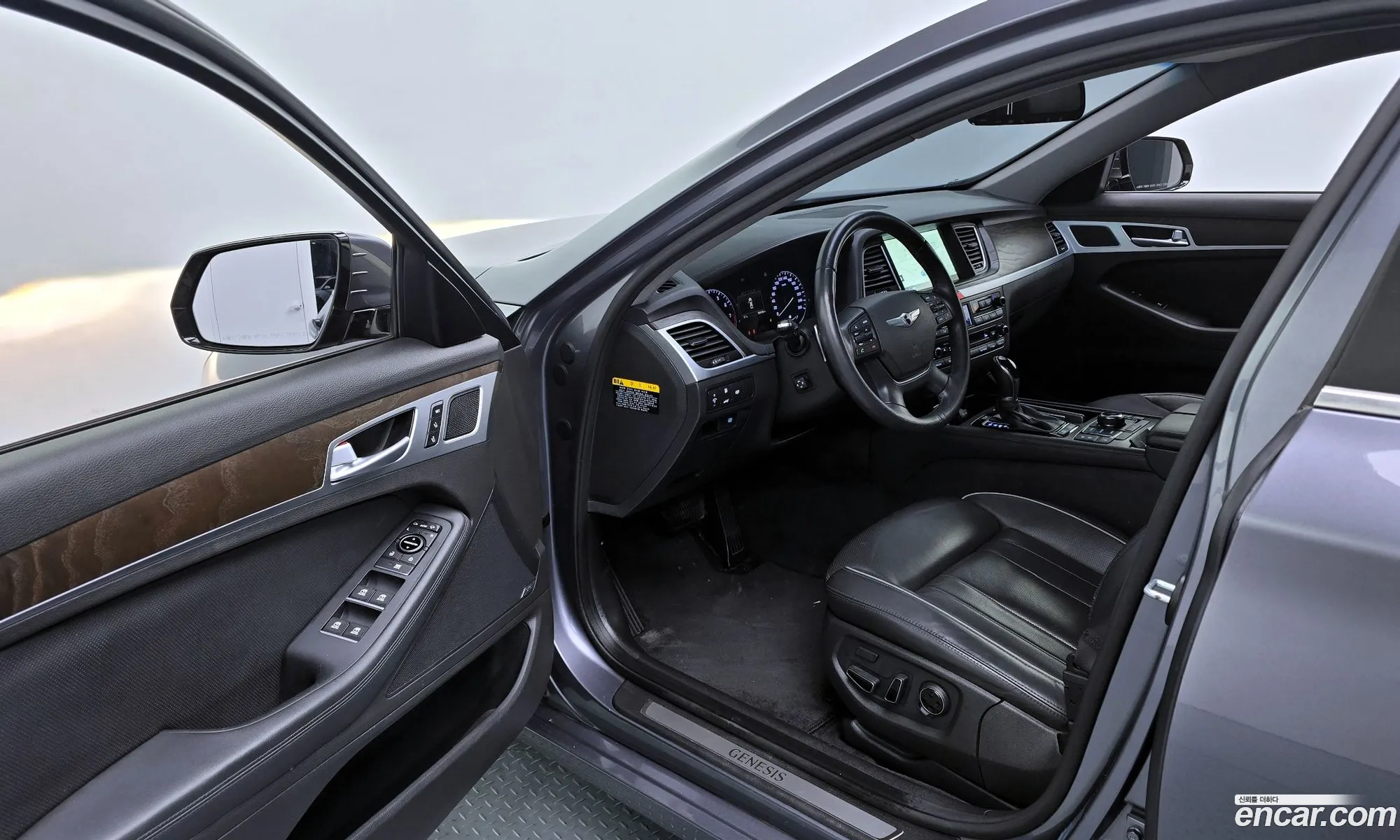 Hyundai Genesis DH 2015 — 9