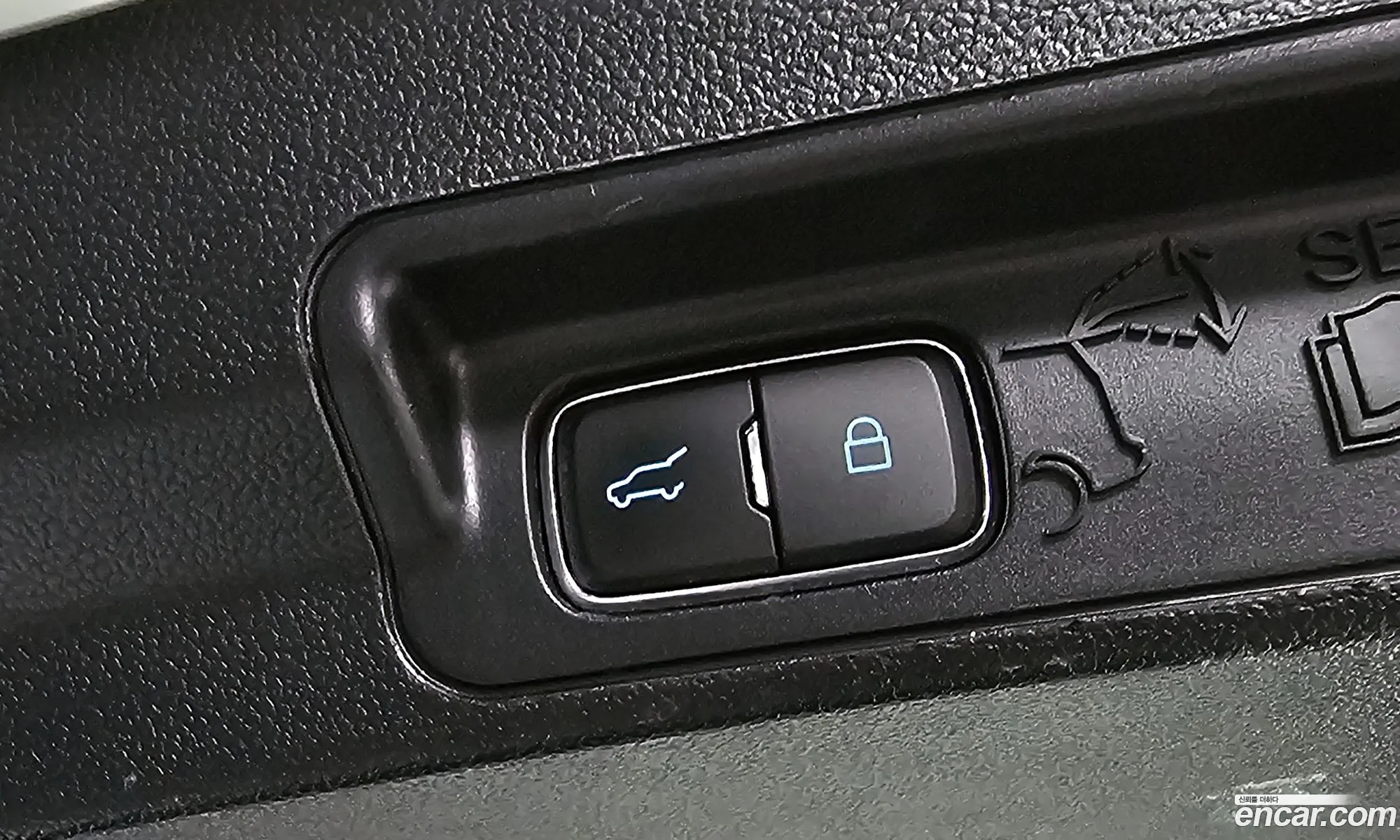 Ford Explorer 6th Gen 2019 1FMSK8FH7LGA73422 — 11
