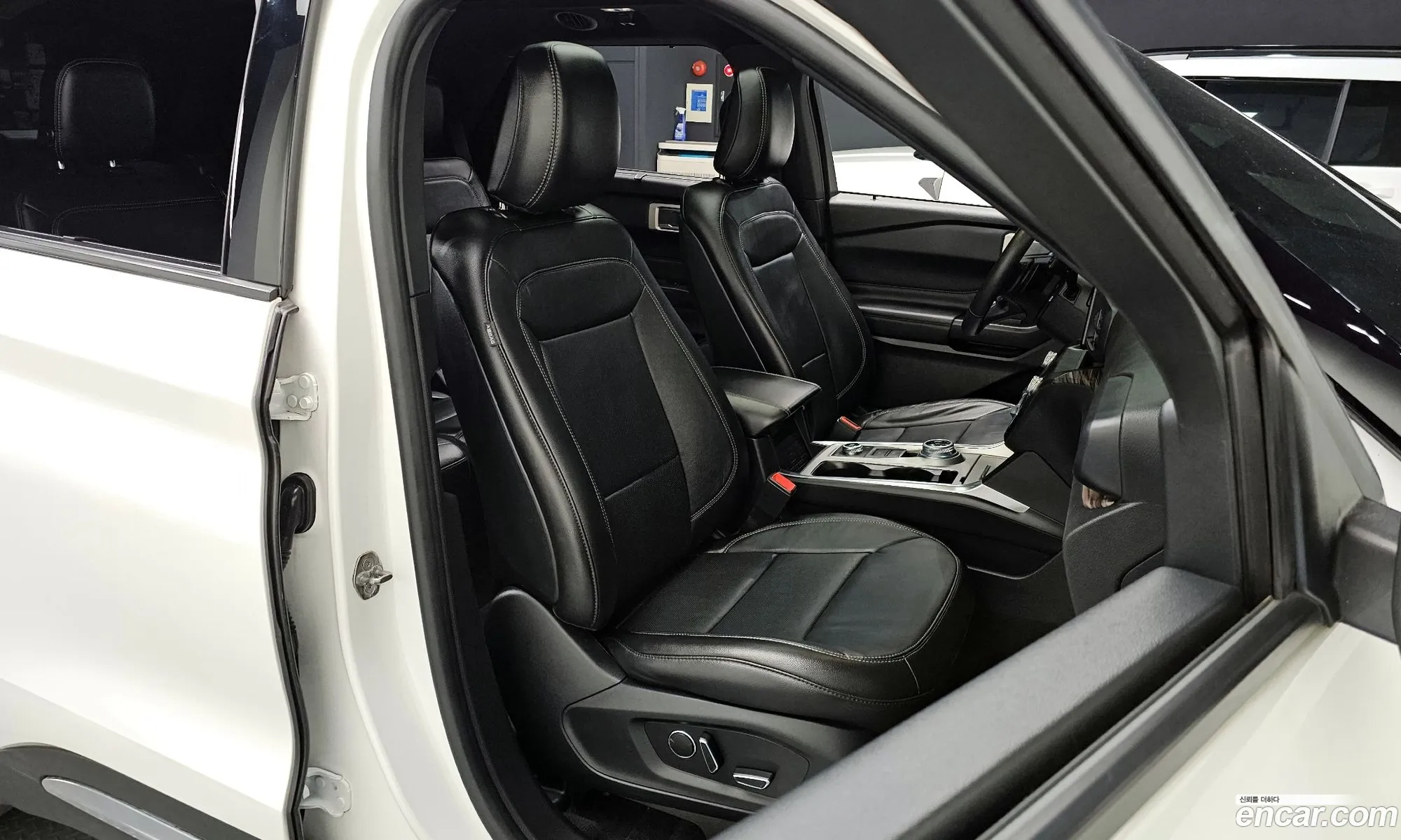 Ford Explorer 6th Gen 2019 1FMSK8FH7LGA73422 — 12
