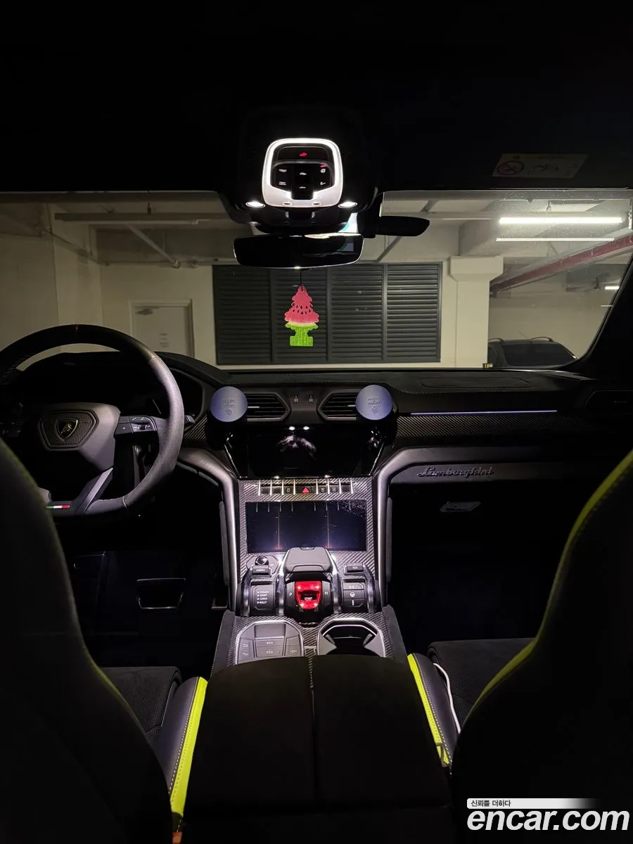 Lamborghini Urus 2024 — 11