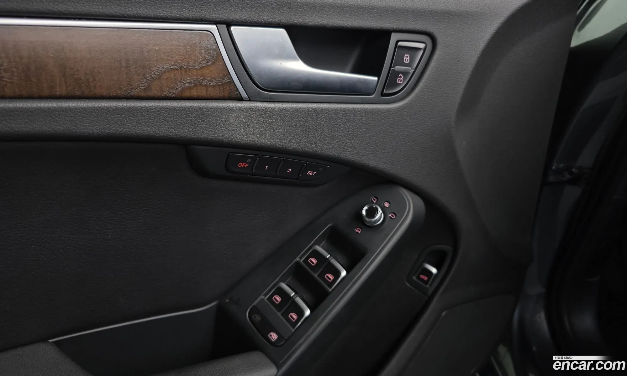 Audi A4 2015 WAUZZZ8K0GA011587 — 16