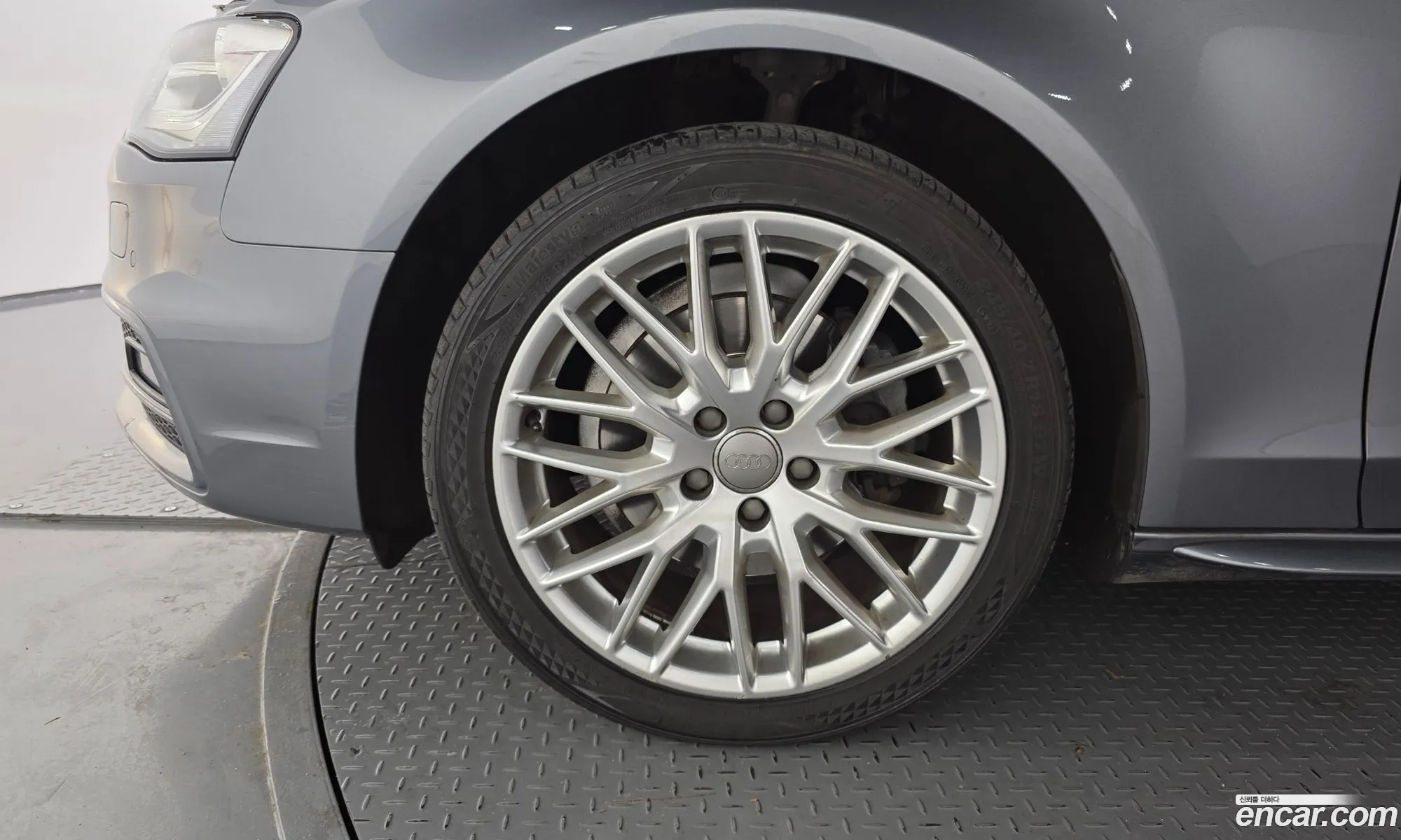 Audi A4 2015 WAUZZZ8K0GA011587 — 5