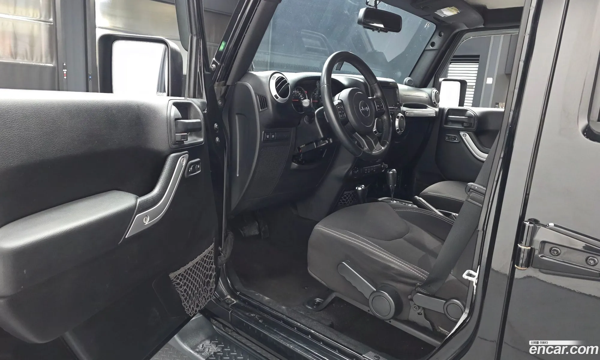 Jeep Wrangler 2013 — 13