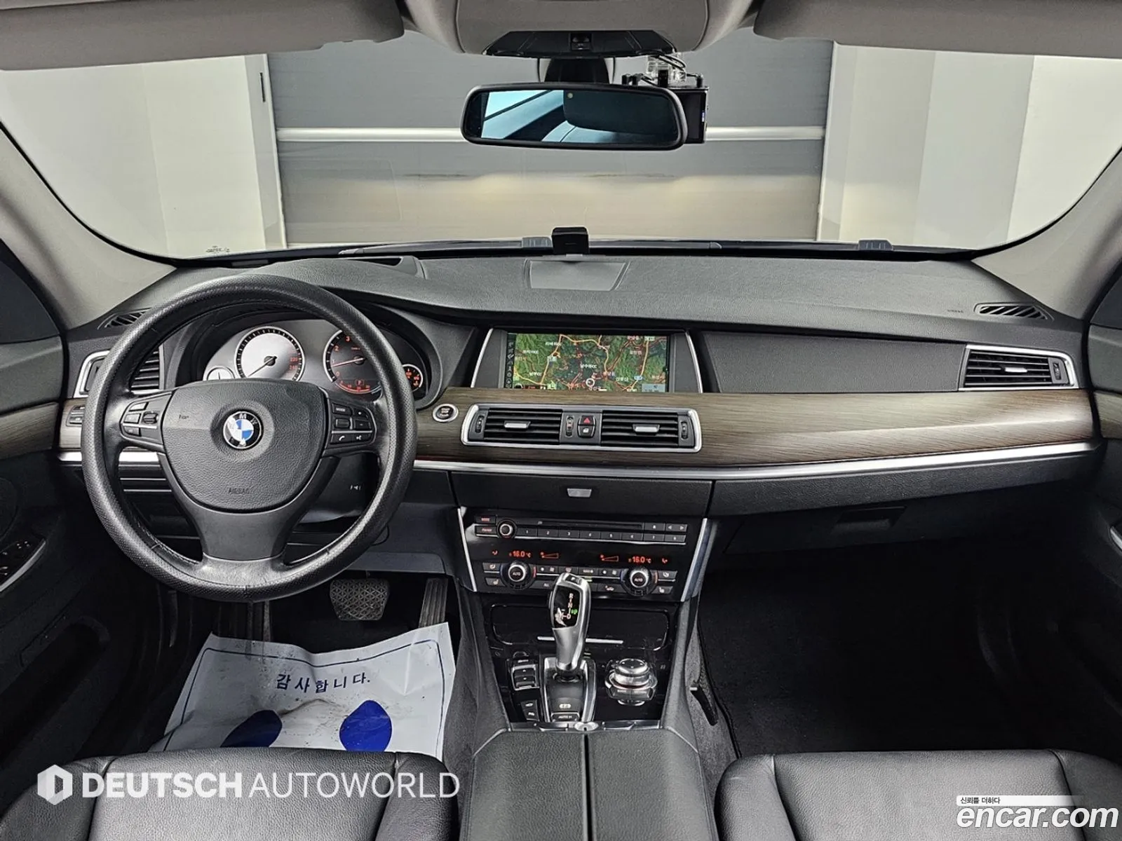 BMW 5 Series GT 2011 — 18