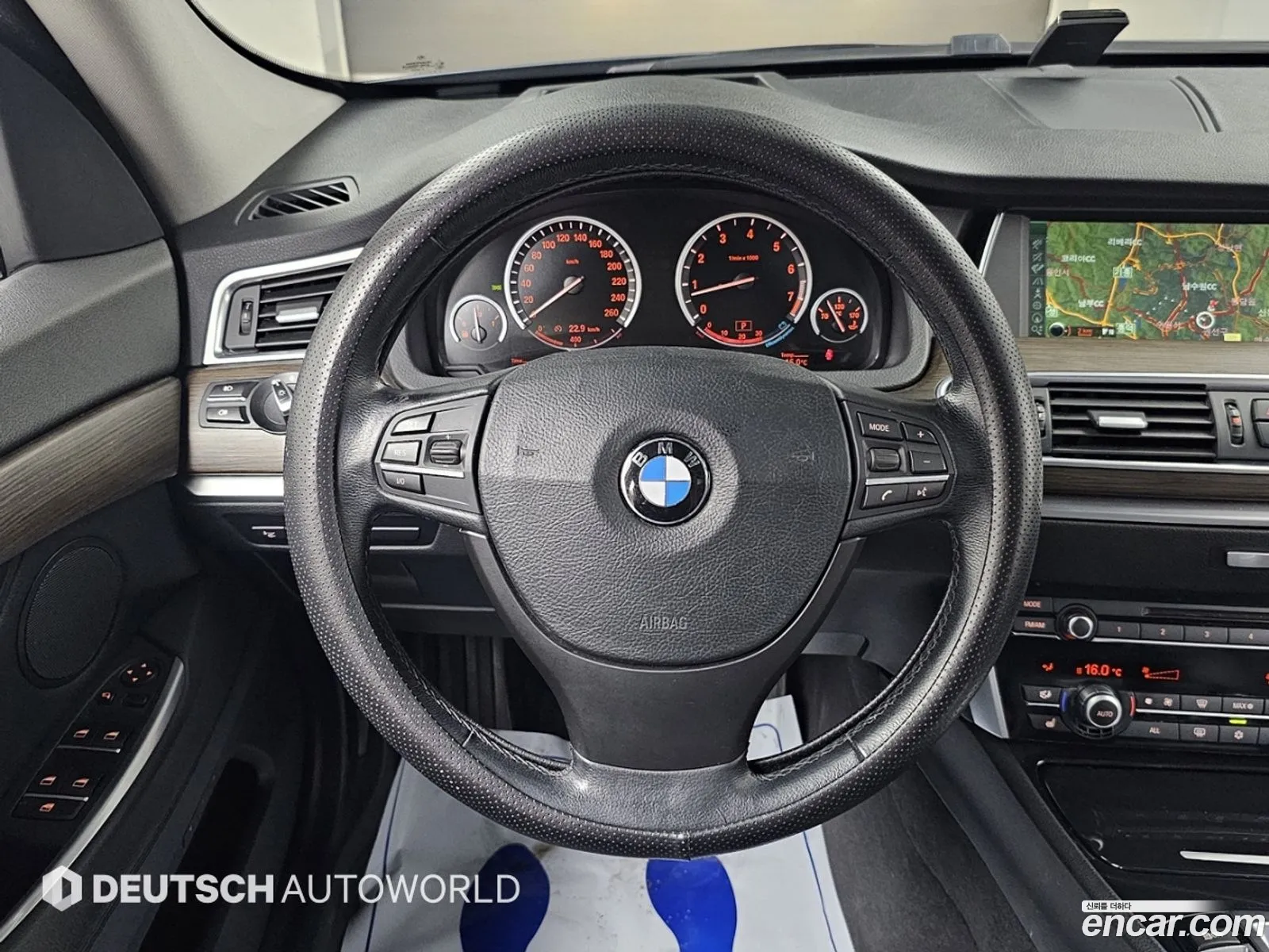 BMW 5 Series GT 2011 — 2