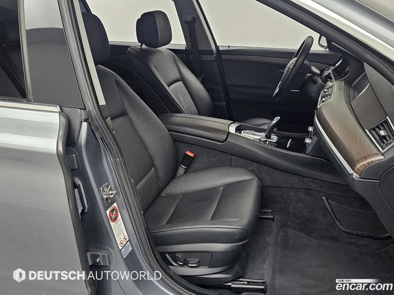 BMW 5 Series GT 2011 — 10