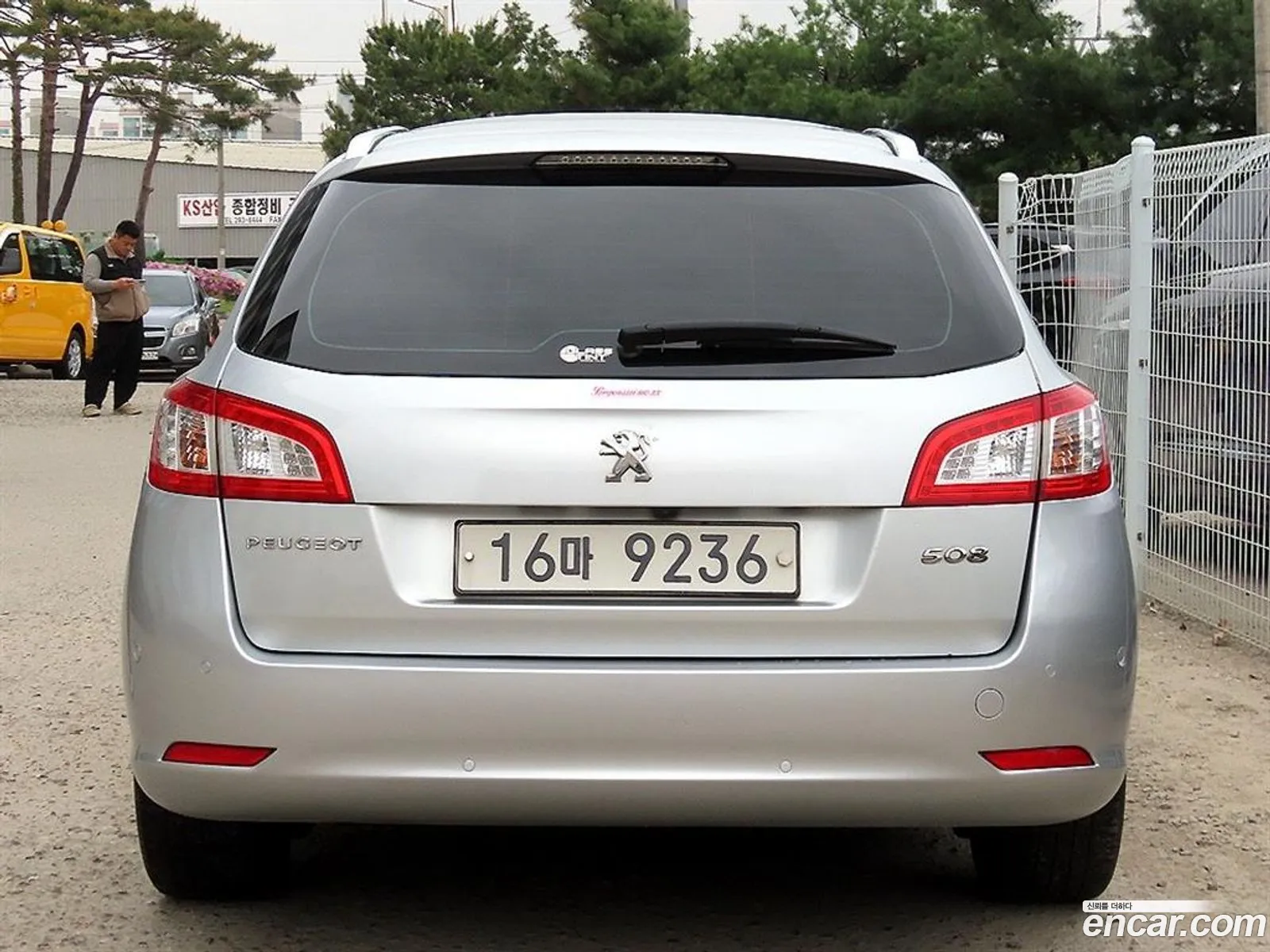 Peugeot 508 SW 2015 — 11