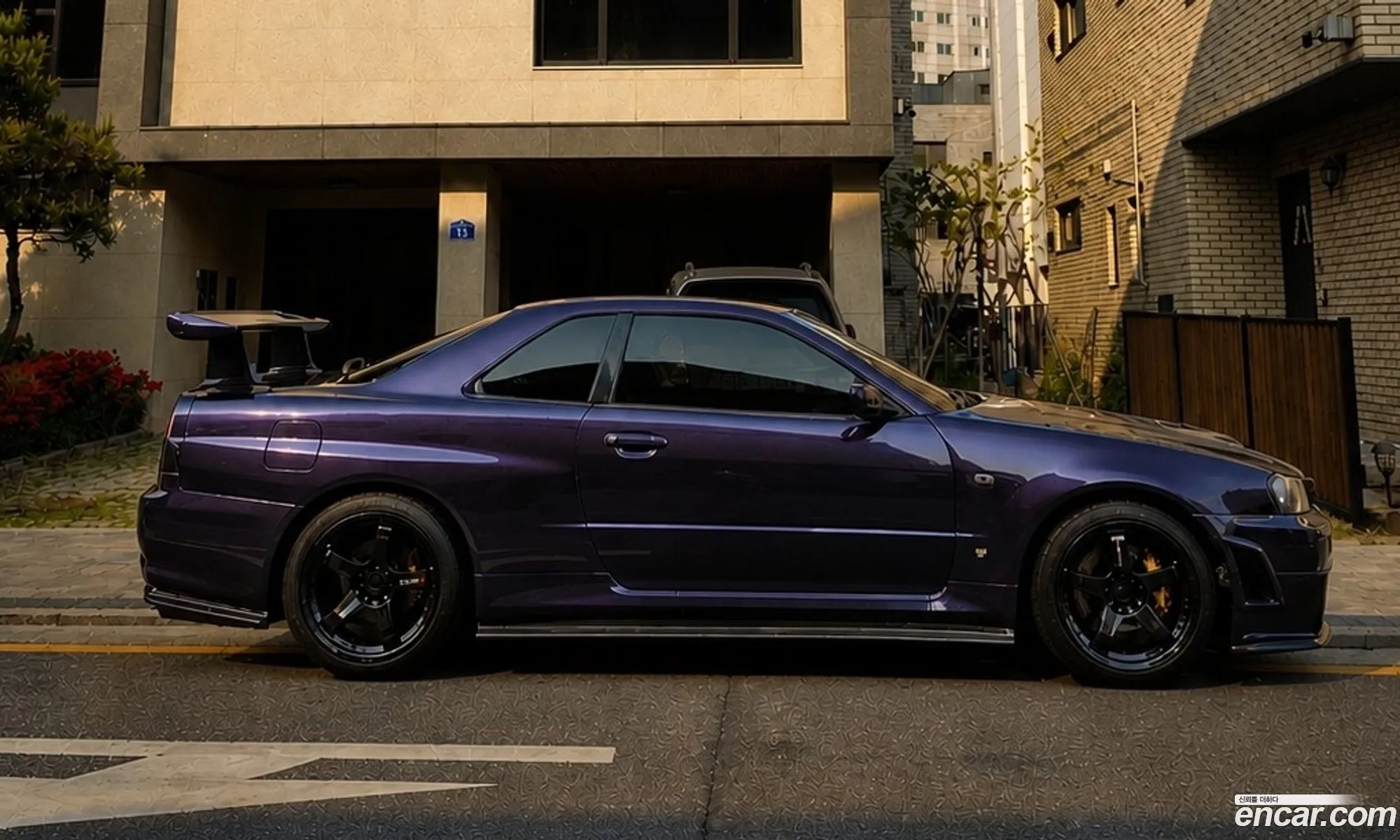 Nissan Skyline 1995 — 8