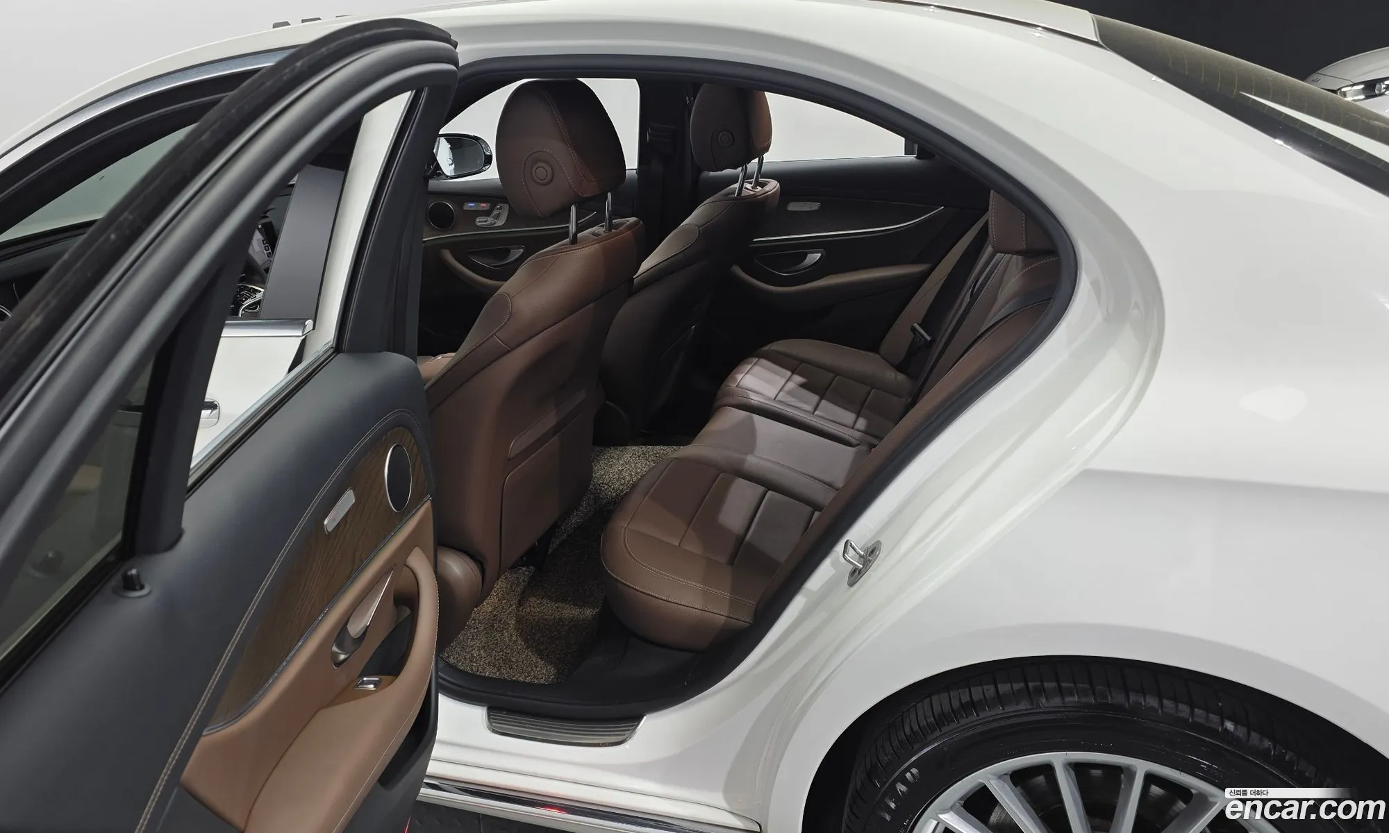 Mercedes-Benz E-Class W213 2021 — 8