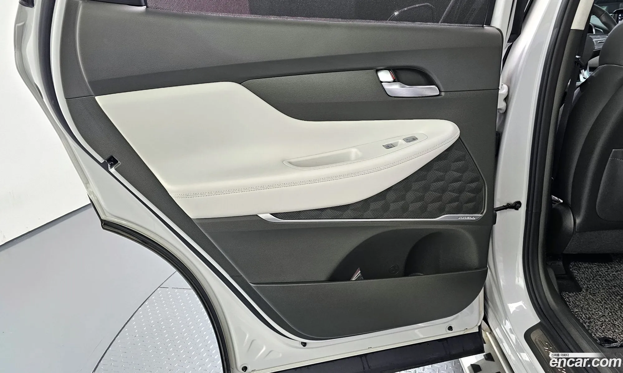 Hyundai Santa Fe 2020 — 35