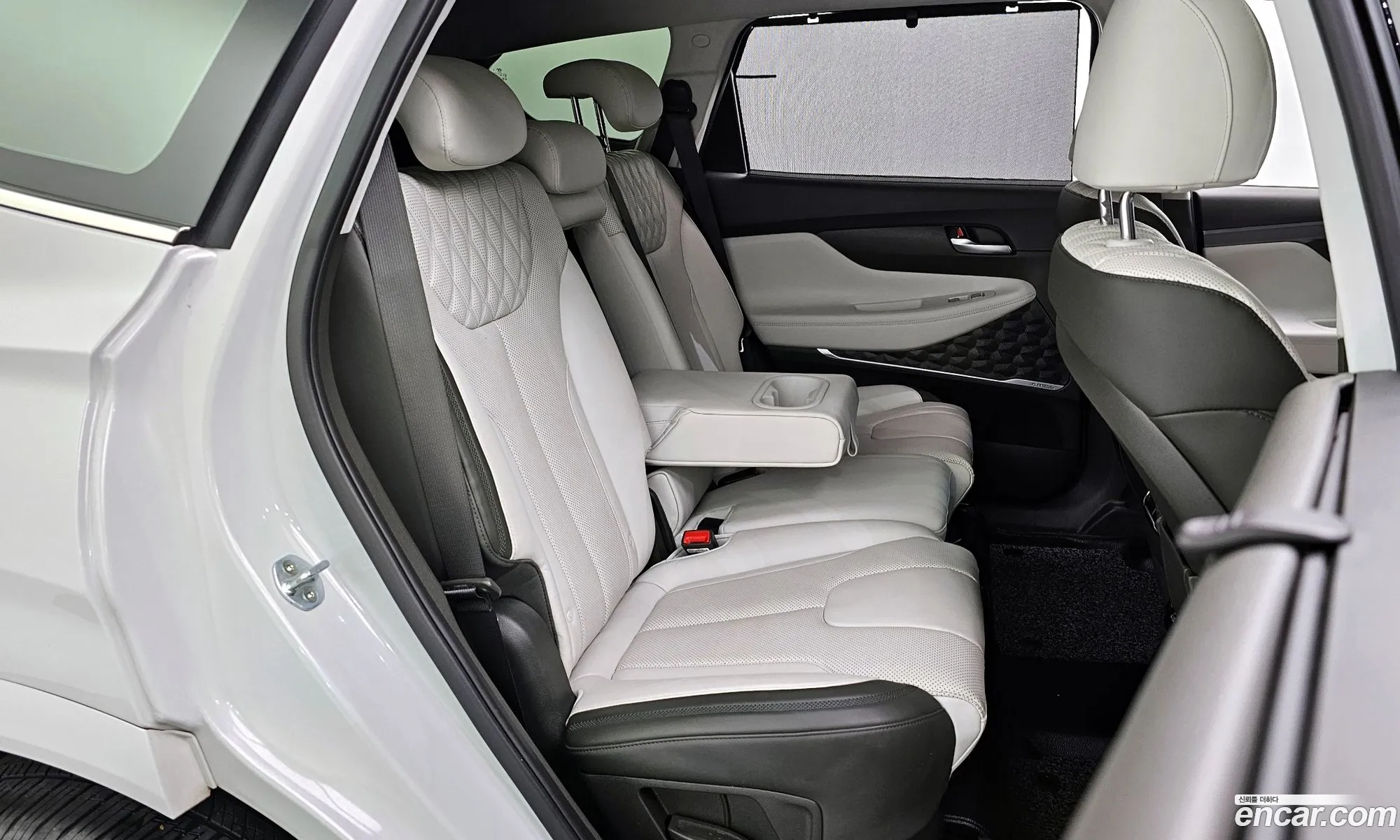 Hyundai Santa Fe 2020 — 32