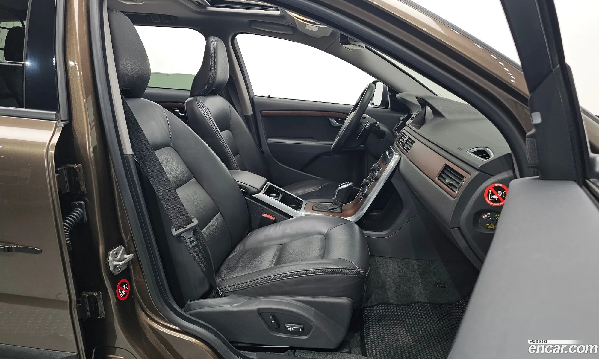 Volvo XC70 2014 YV1BZ73BDE1191980 — 11