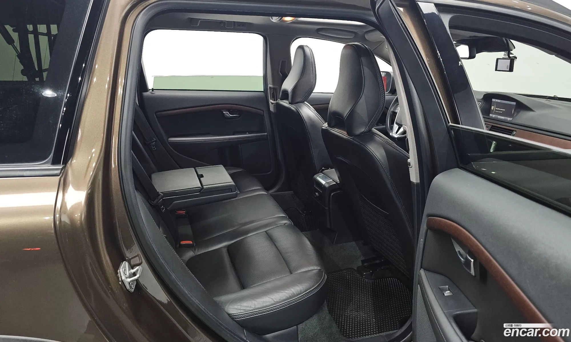 Volvo XC70 2014 YV1BZ73BDE1191980 — 21