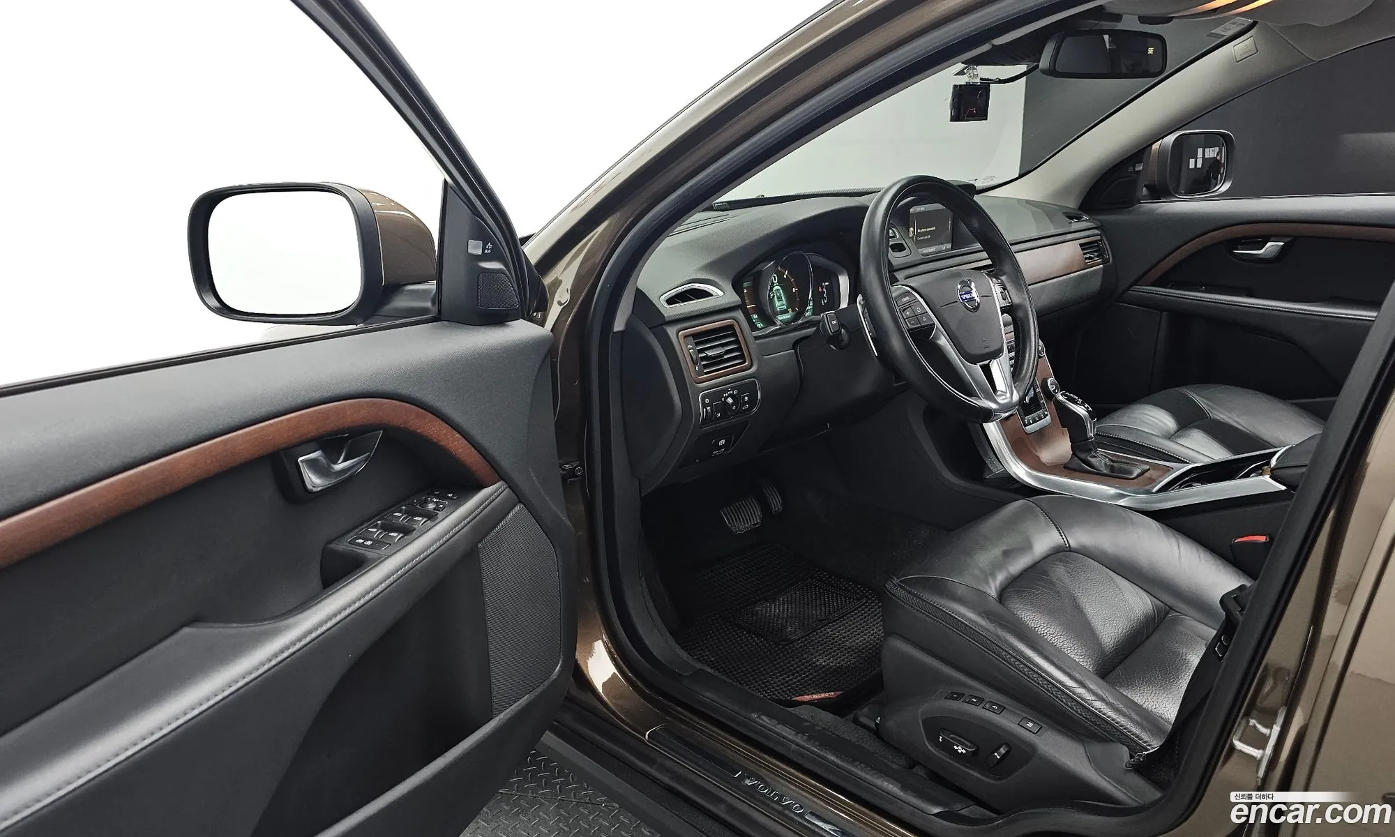 Volvo XC70 2014 YV1BZ73BDE1191980 — 26