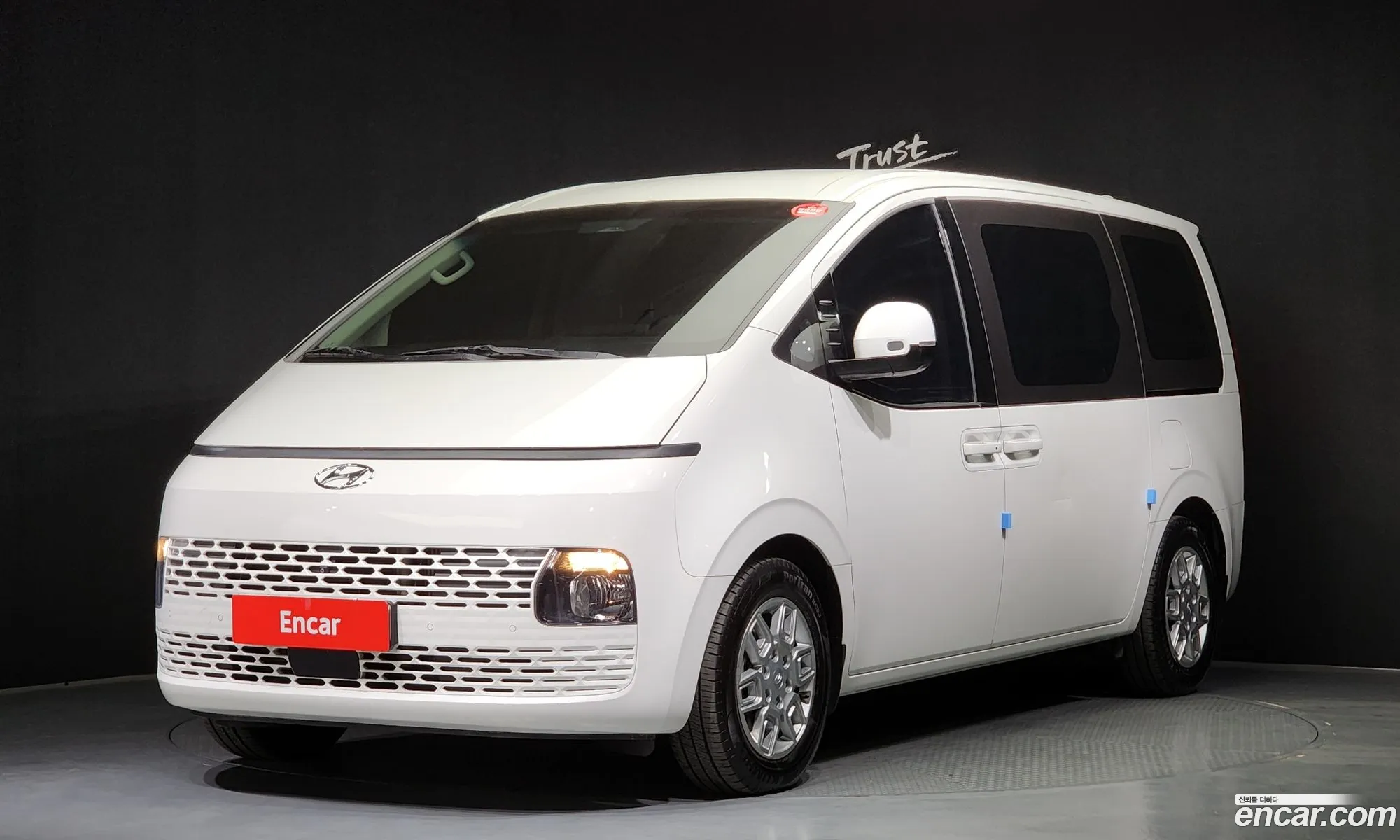 Hyundai Staria 2022 — 10