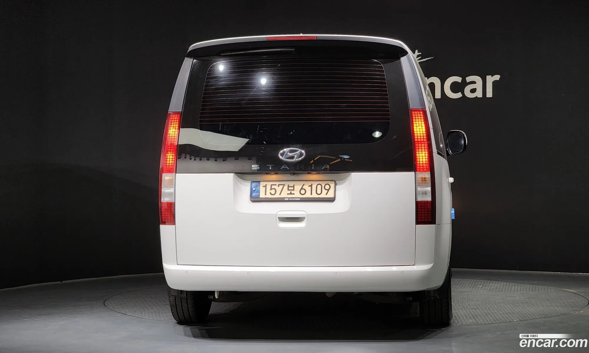 Hyundai Staria 2022 — 12
