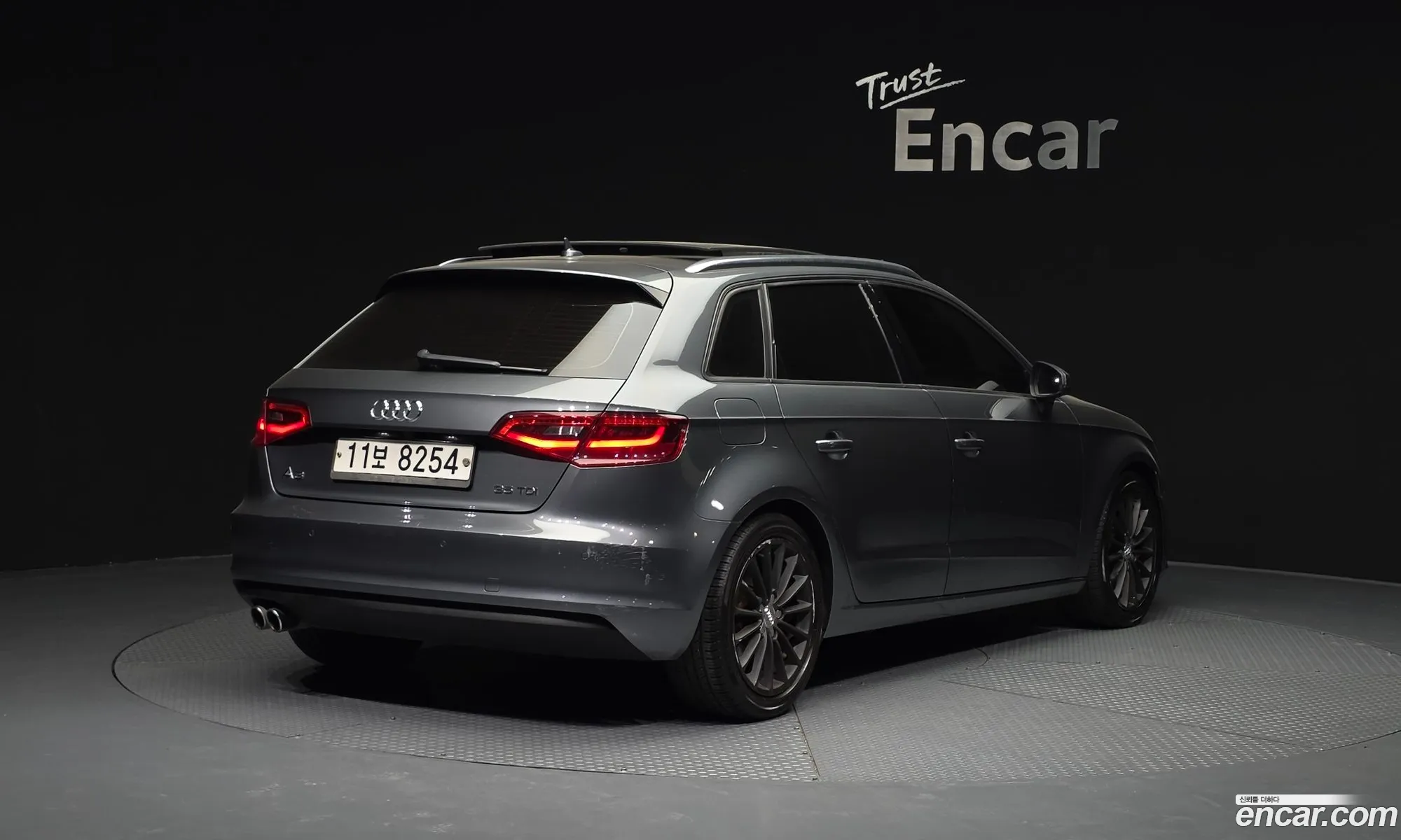 Audi A3 2015 WAUZZZ8V4FA082364 — 4